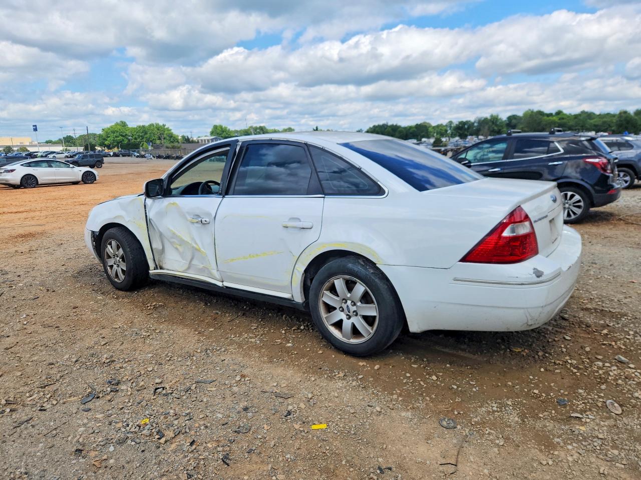 2006 Ford Five Hundred Sel White vin: 1FAFP24166G160376