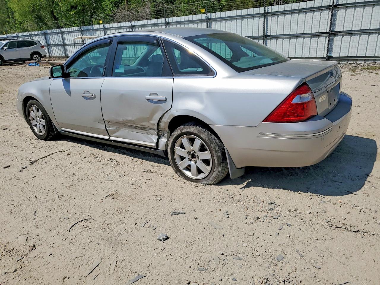 2006 Ford Five Hundred Sel Silver vin: 1FAFP24166G180210