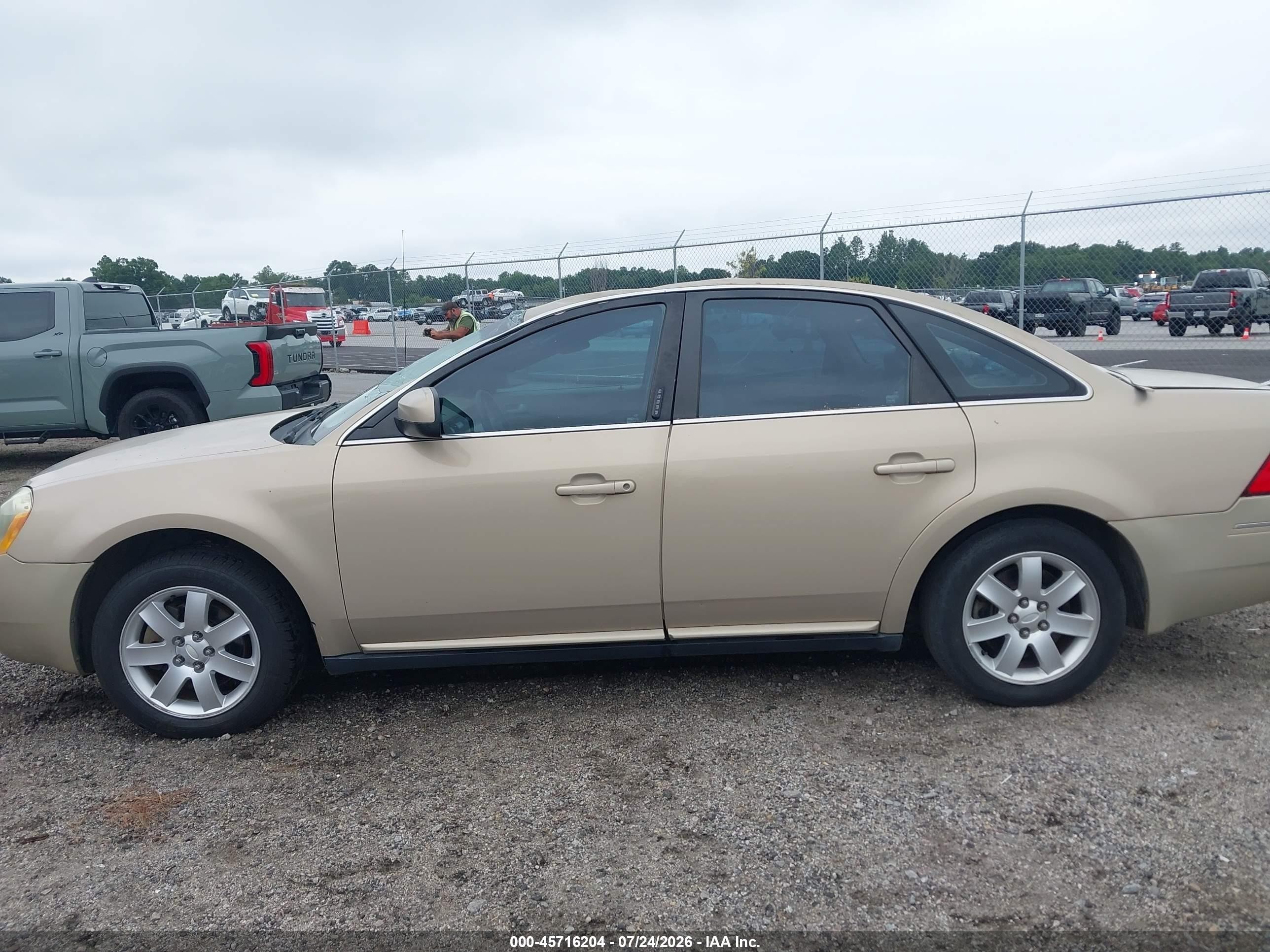 2007 Ford Five Hundred Sel Tan vin: 1FAFP24167G123393