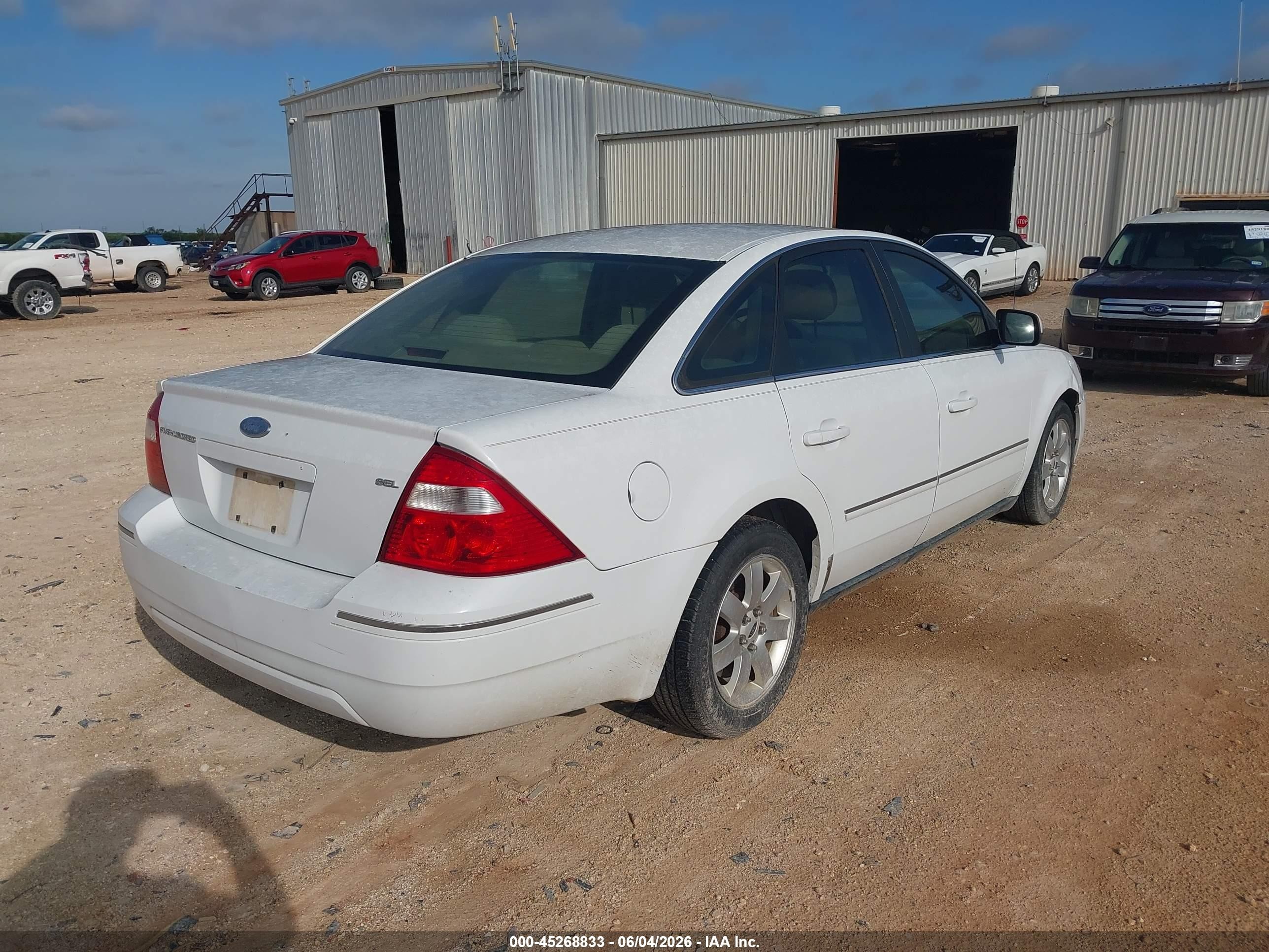2006 Ford Five Hundred Sel White vin: 1FAFP24176G110344