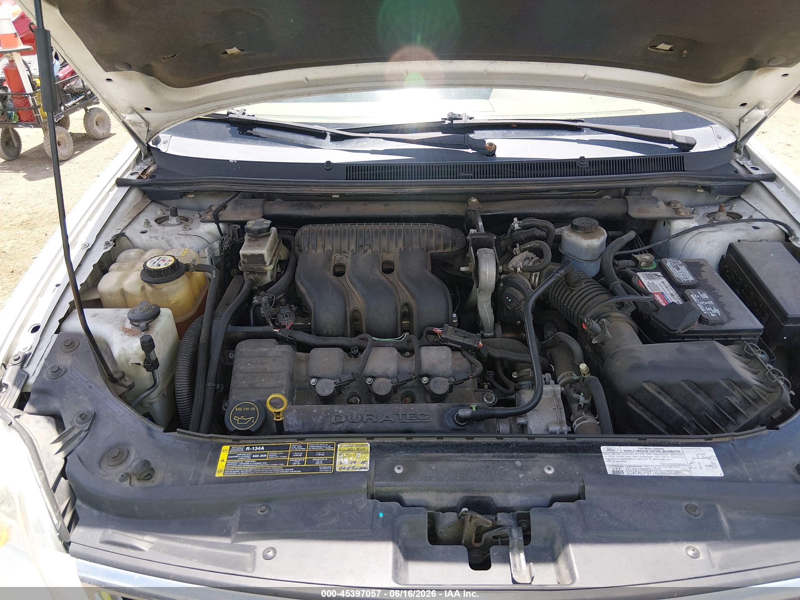 2006 Ford Five Hundred Sel White vin: 1FAFP24176G147233
