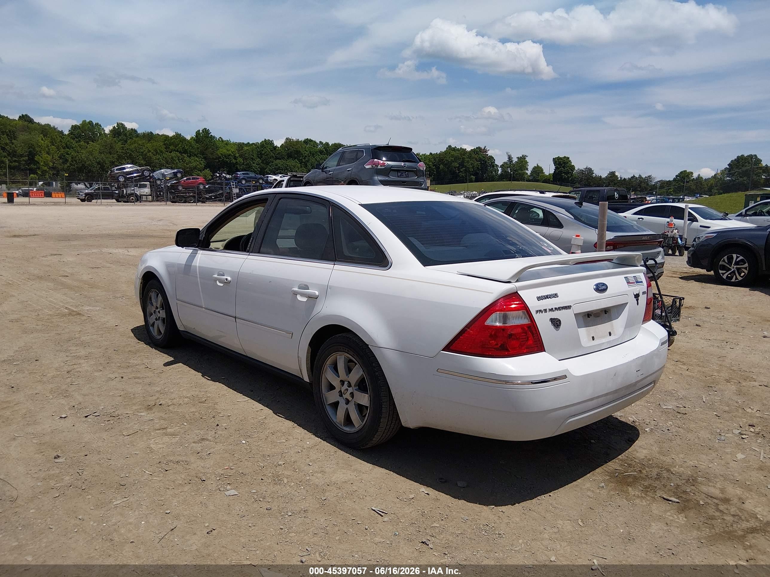 2006 Ford Five Hundred Sel White vin: 1FAFP24176G147233