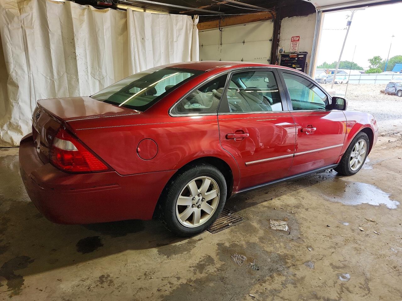 2005 Ford Five Hundred Sel Red vin: 1FAFP24185G113249
