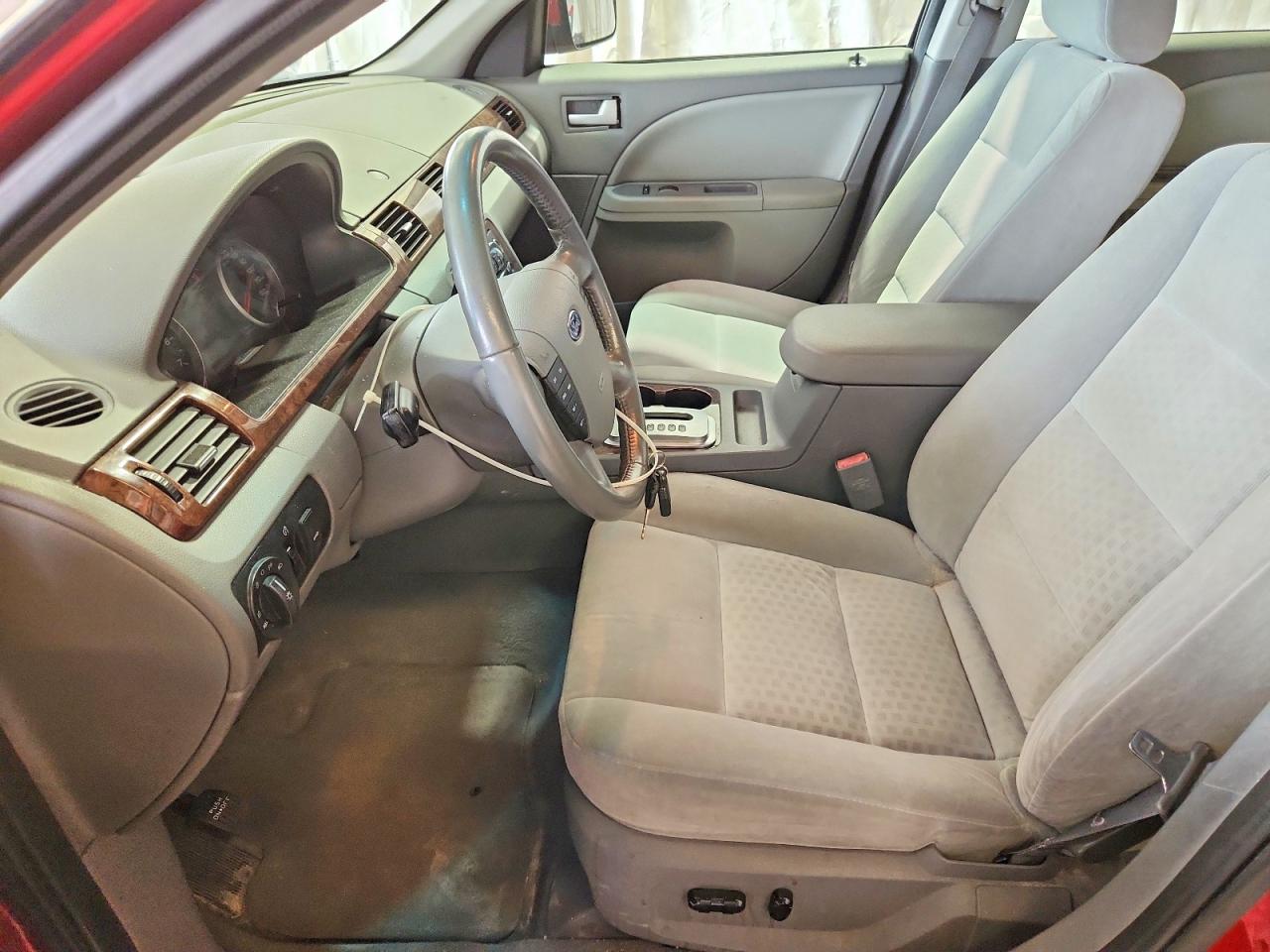2005 Ford Five Hundred Sel Red vin: 1FAFP24185G113249