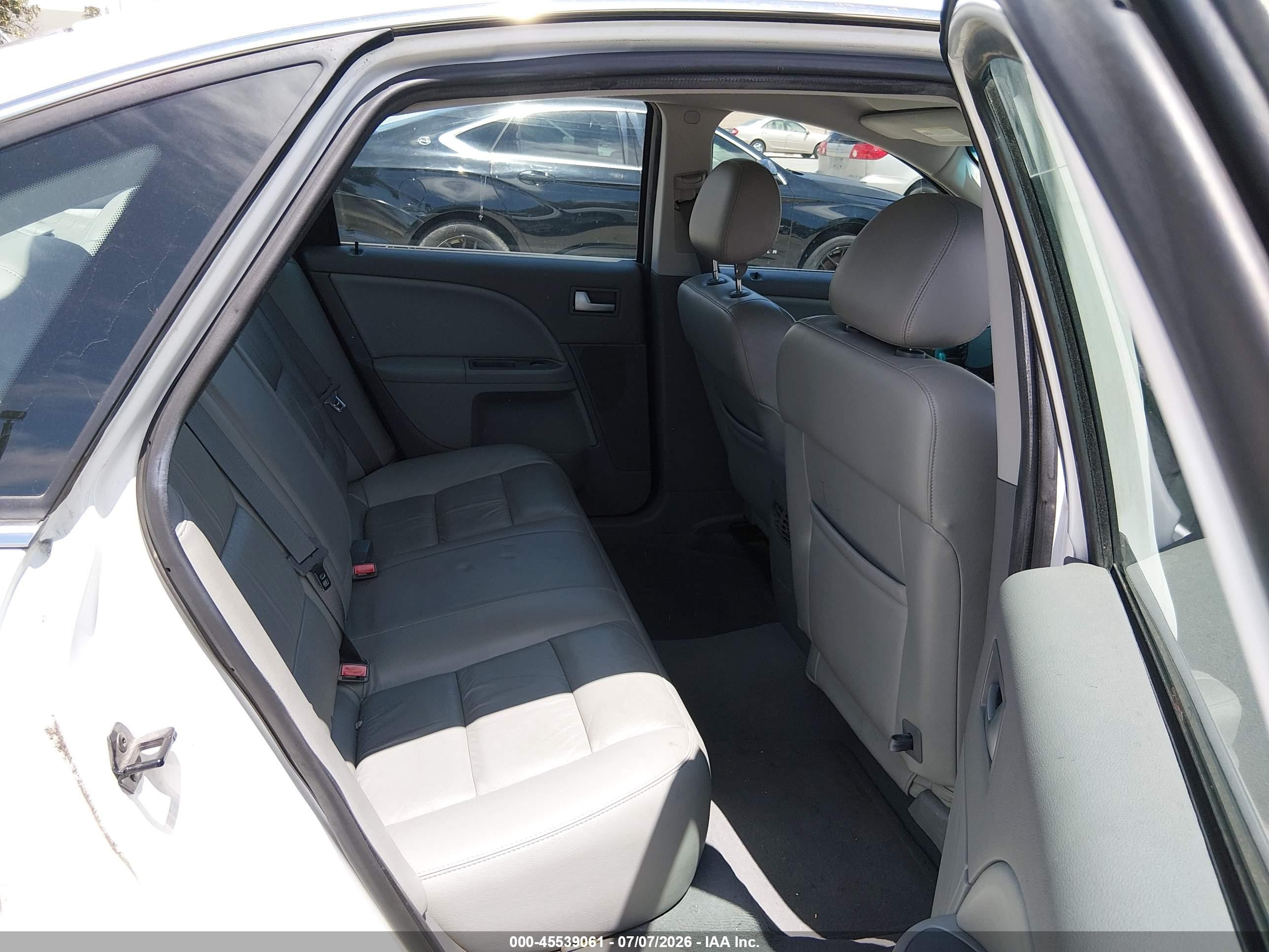 2006 Ford Five Hundred Sel White vin: 1FAFP24186G120784