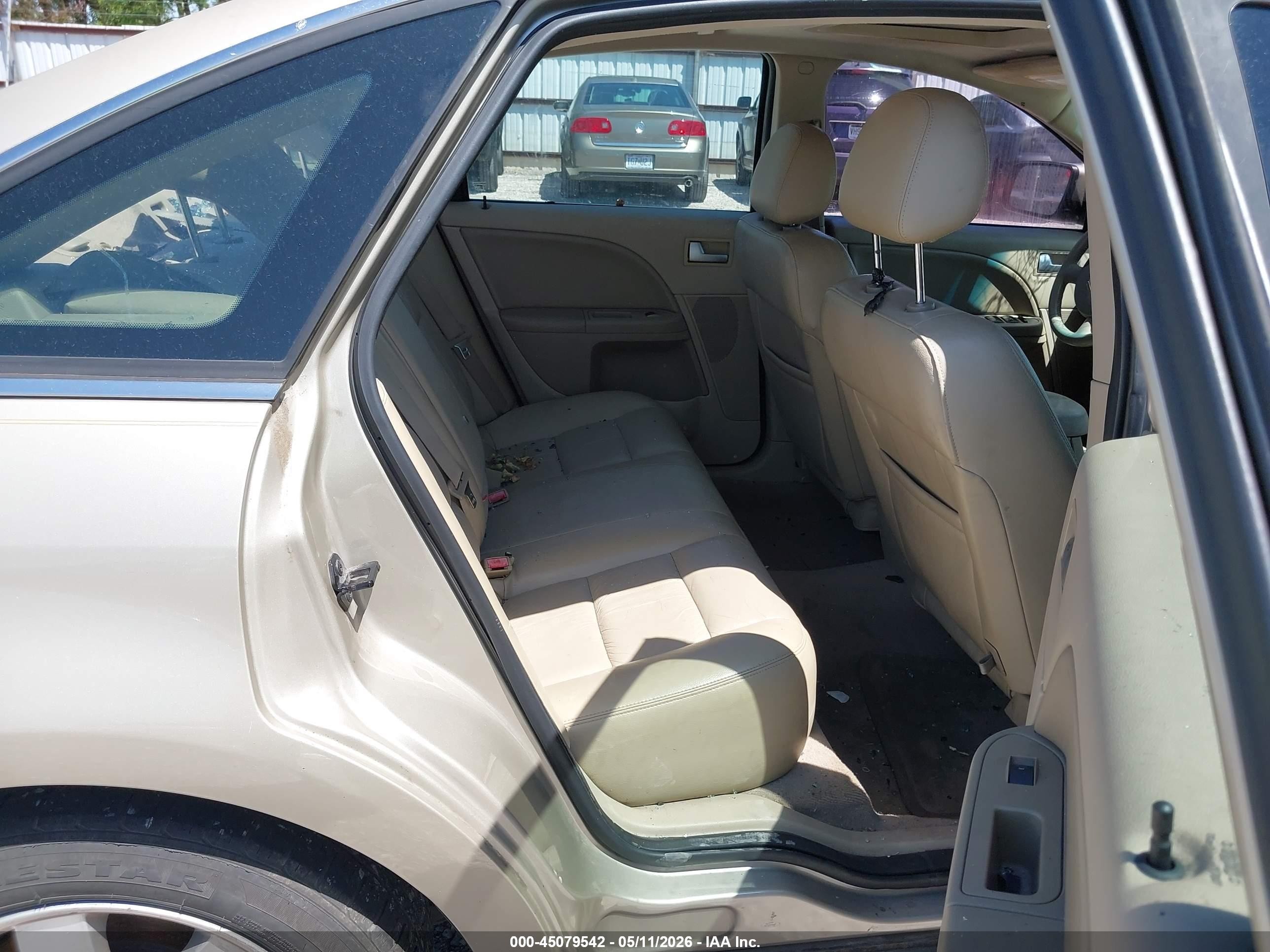 2005 Ford Five Hundred Sel Золотой vin: 1FAFP241X5G140789