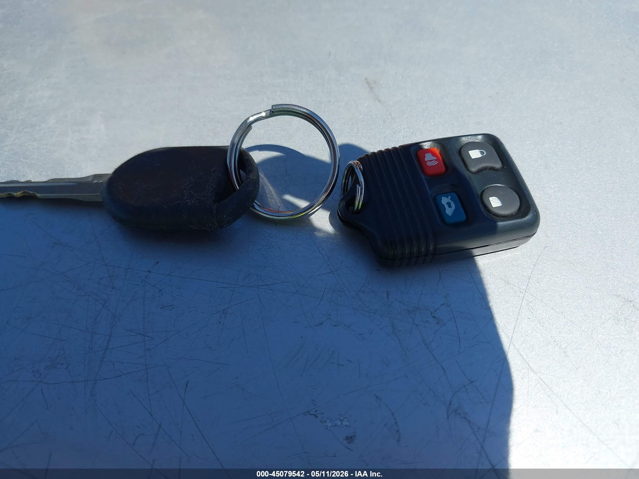 2005 Ford Five Hundred Sel Золотой vin: 1FAFP241X5G140789