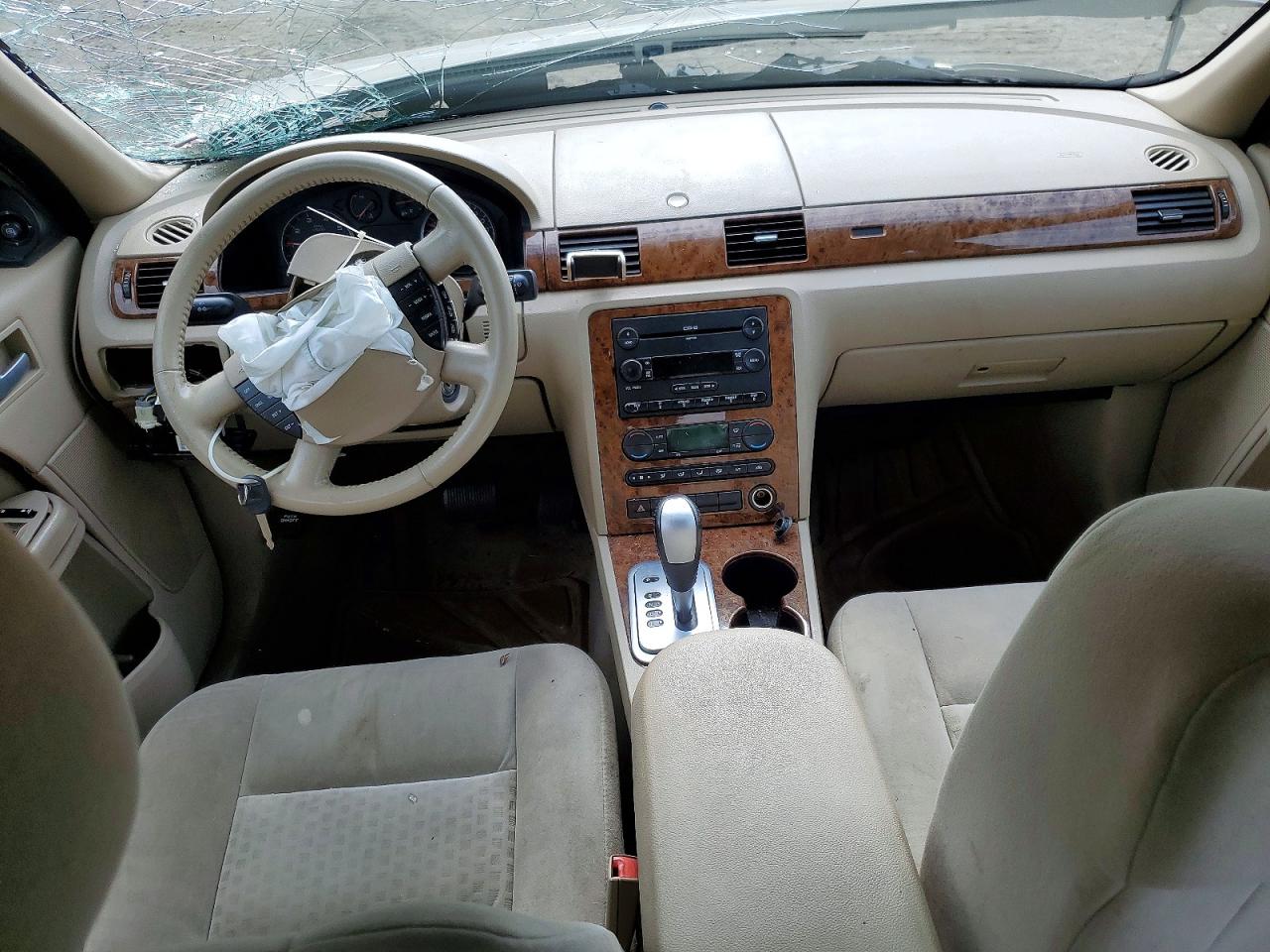 2005 Ford Five Hundred Gold vin: 1FAFP241X5G202157