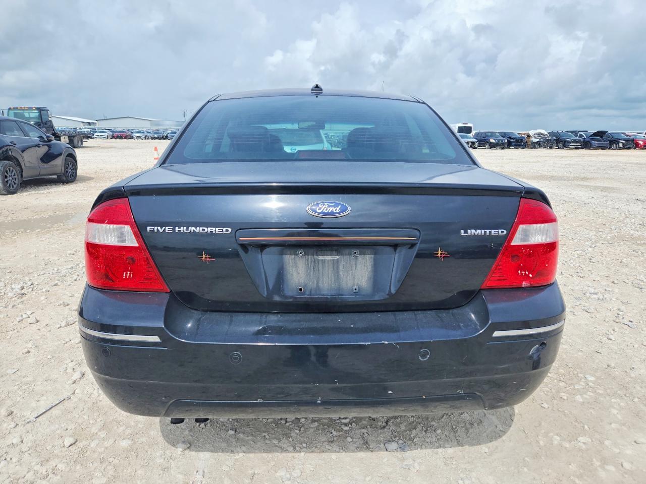 2006 Ford Five Hundred Limited Black vin: 1FAFP25136G105947