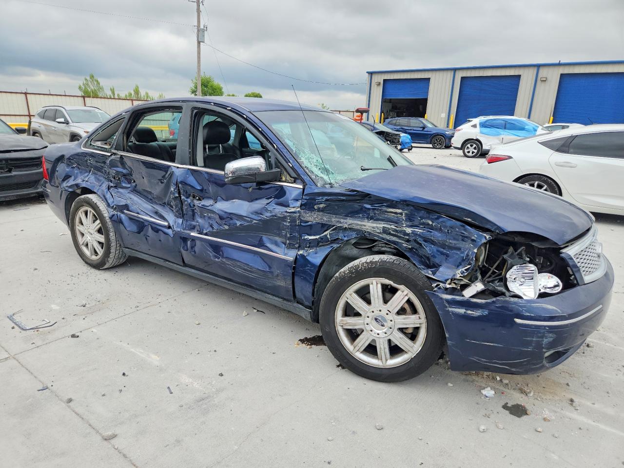 2005 Ford Five Hundred Limited Blue vin: 1FAFP25155G166795