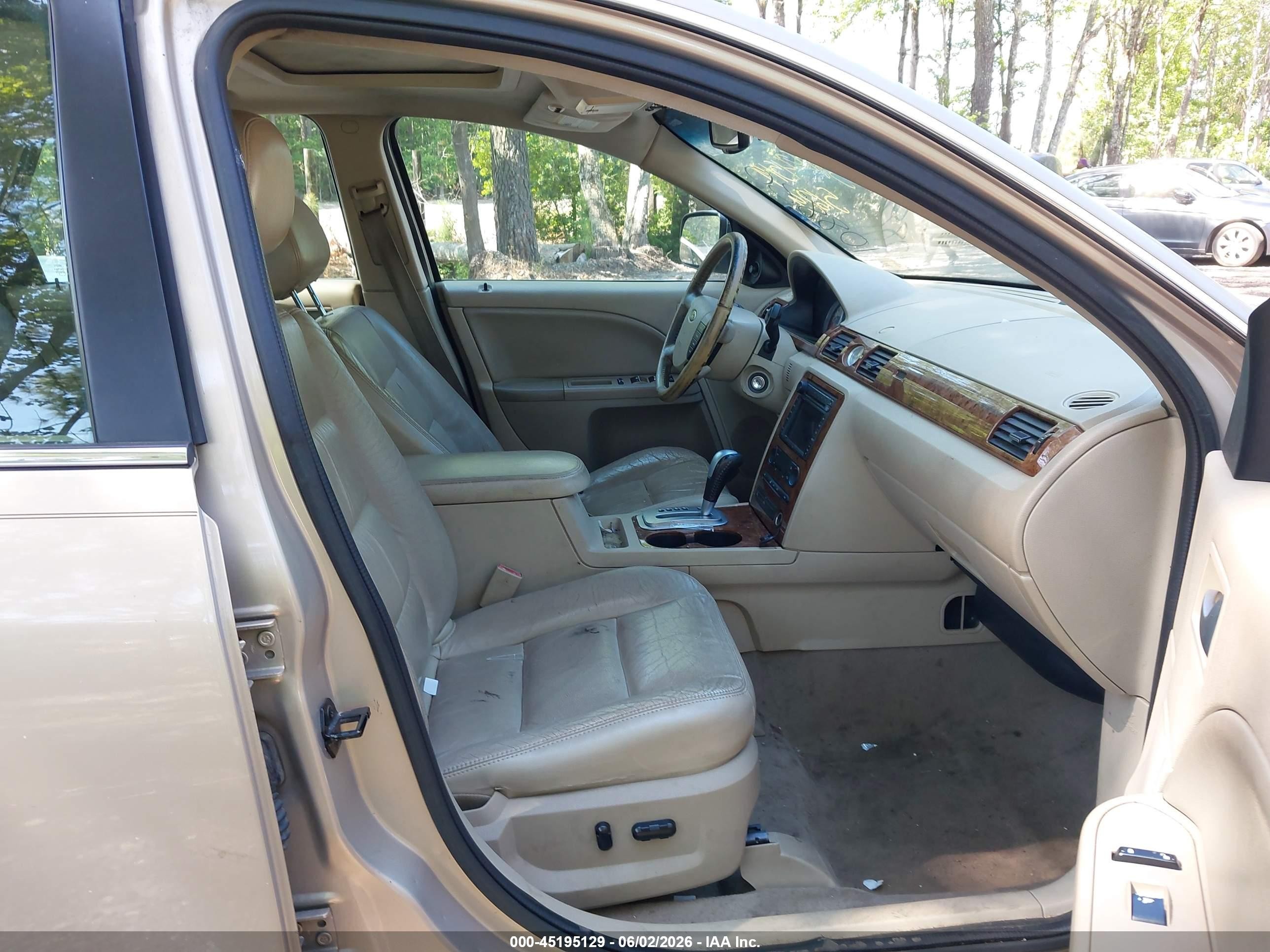 2007 Ford Five Hundred Limited Gold vin: 1FAFP25167G108830