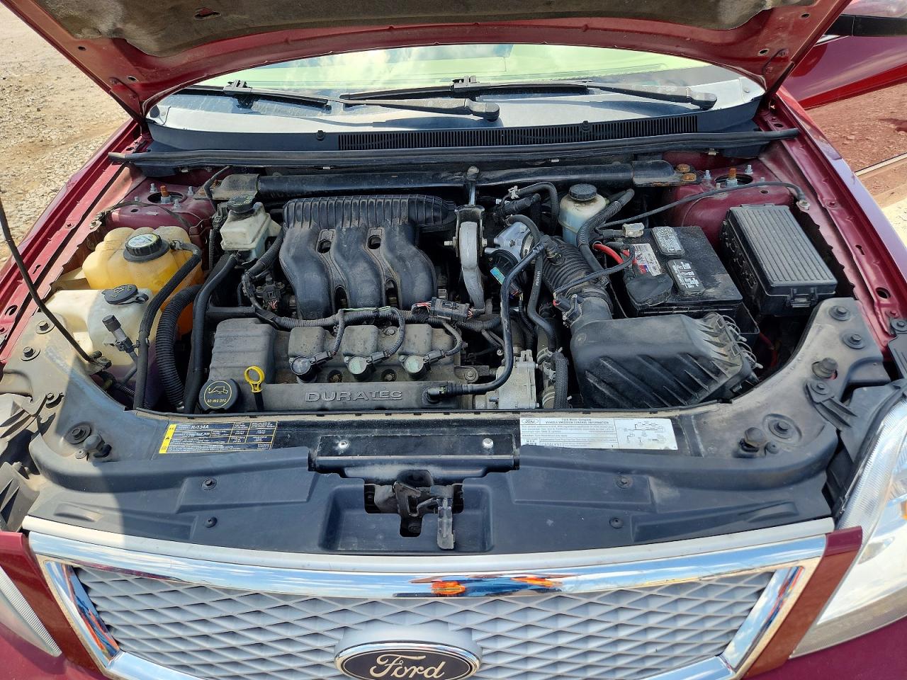 2005 Ford Five Hundred Limited Red vin: 1FAFP251X5G146686
