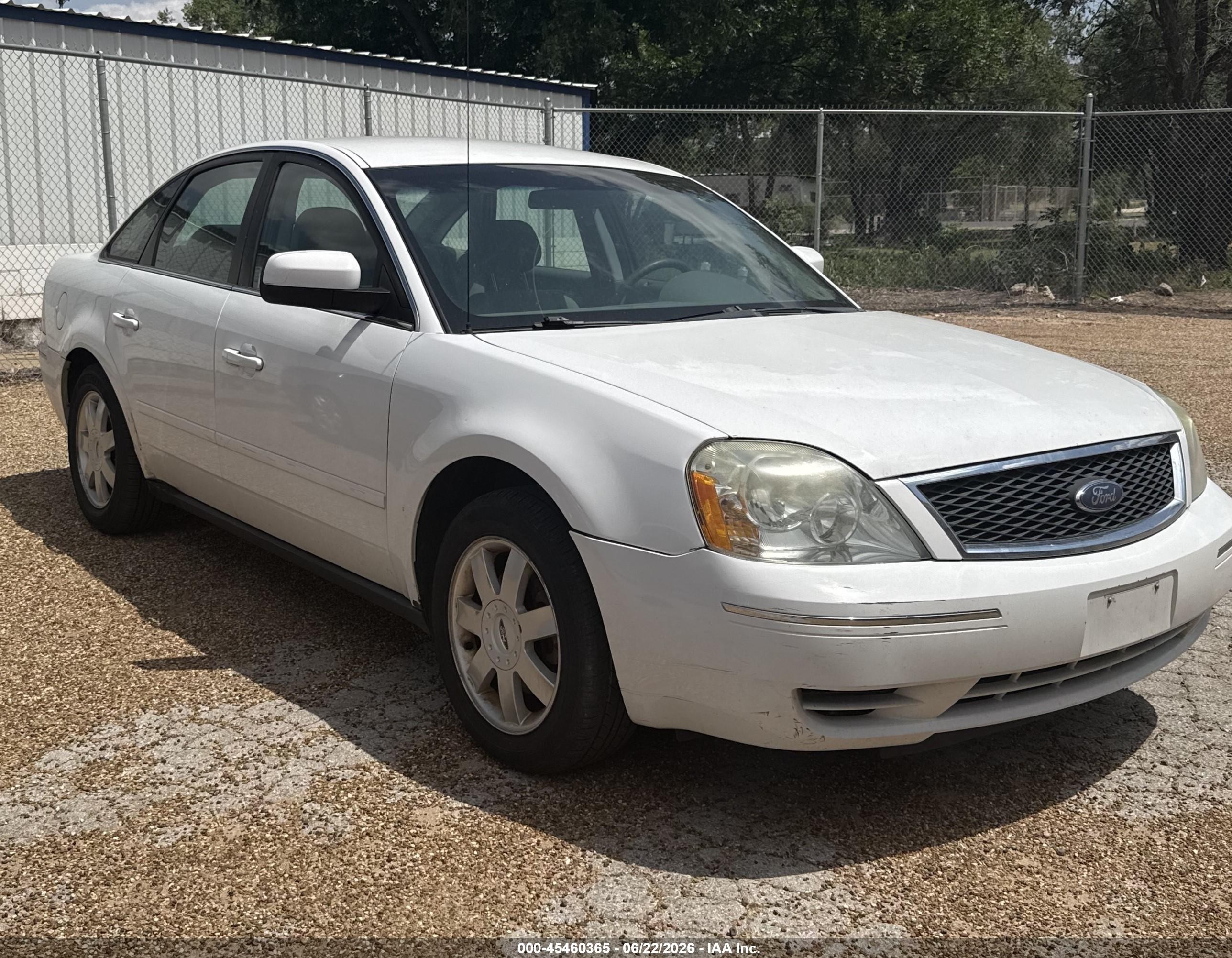 2006 Ford Five Hundred Se White vin: 1FAFP26136G130104