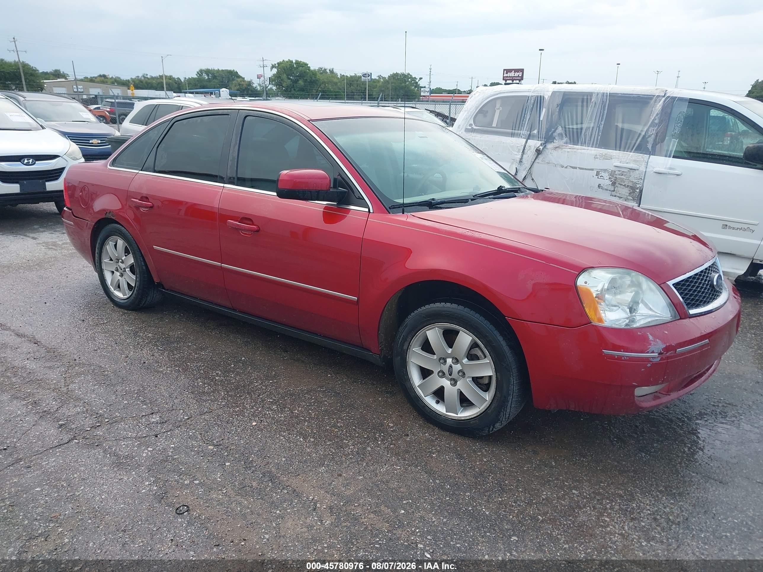2005 Ford Five Hundred Sel Красный vin: 1FAFP27125G107958