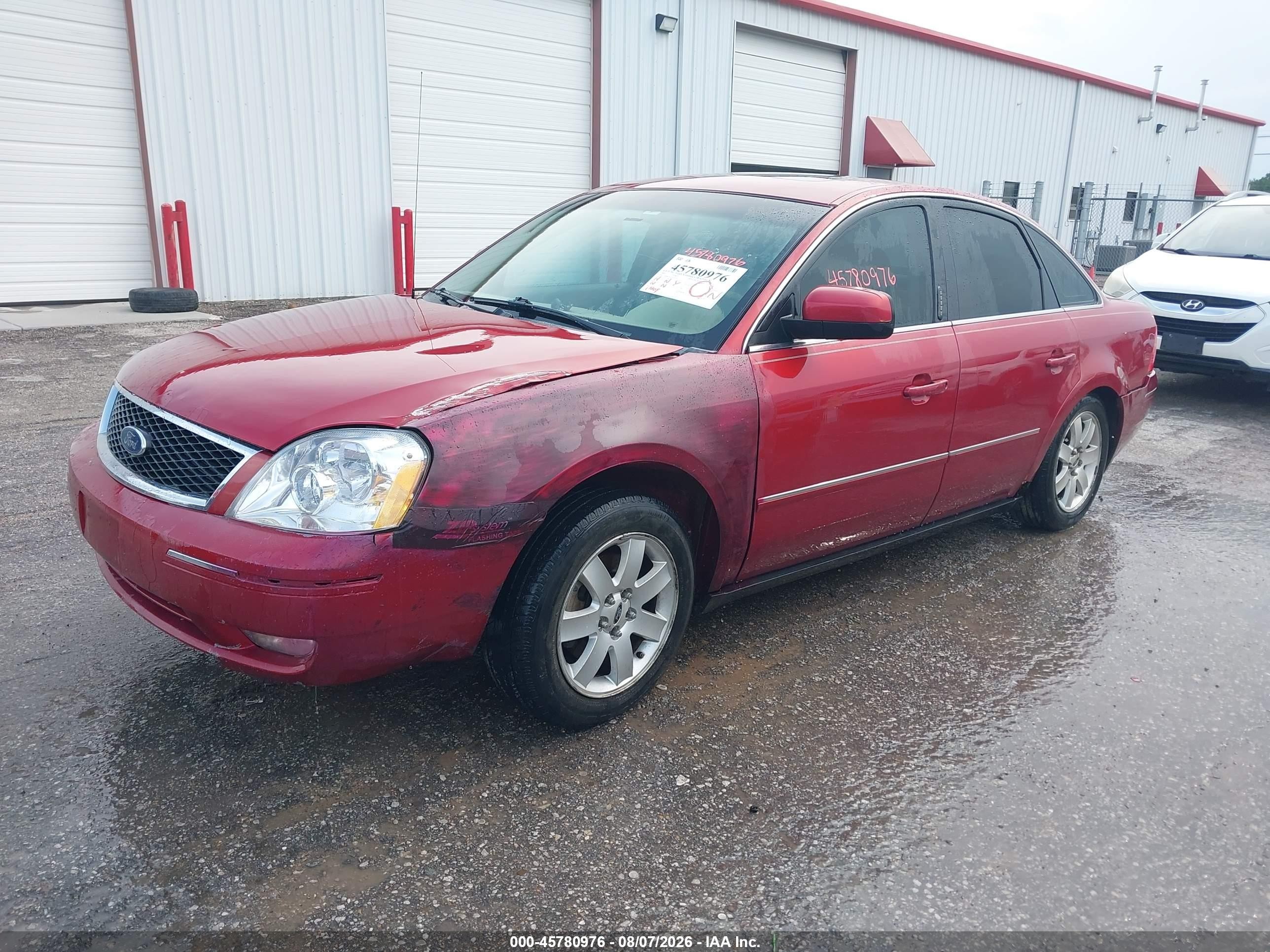 2005 Ford Five Hundred Sel Красный vin: 1FAFP27125G107958