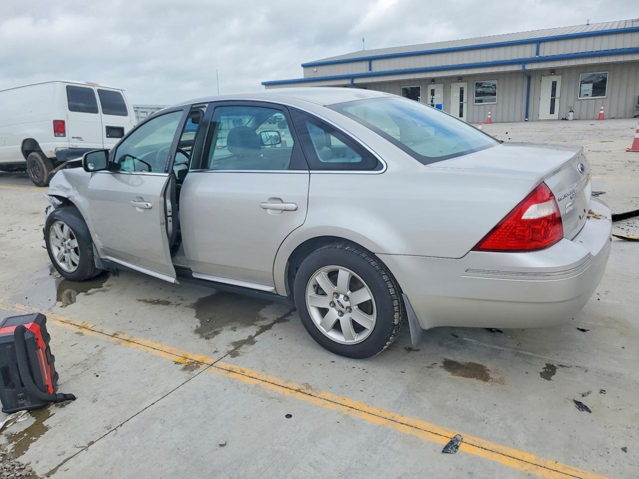 2006 Ford Five Hundred Sel Silver vin: 1FAFP27176G163928
