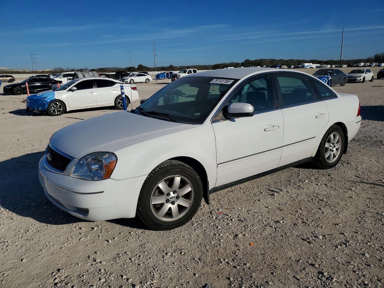 2006 Ford Five Hundred Sel White vin: 1FAFP27186G120375