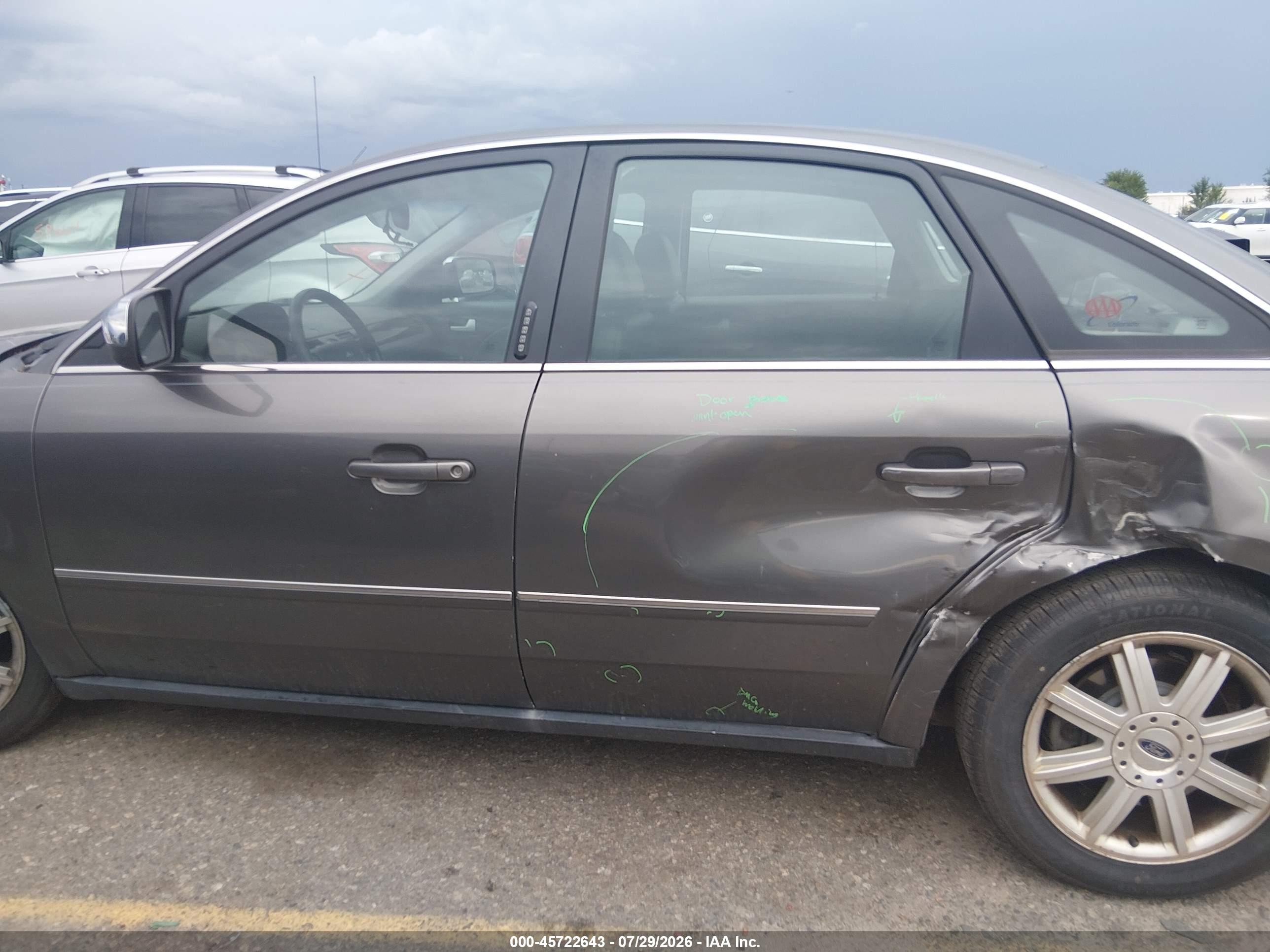 2005 Ford Five Hundred Limited Gray vin: 1FAFP28165G123160