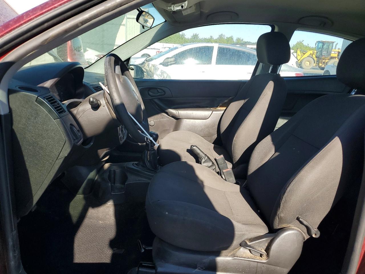 2007 Ford Focus Zx3 Burgundy vin: 1FAFP31N27W287596