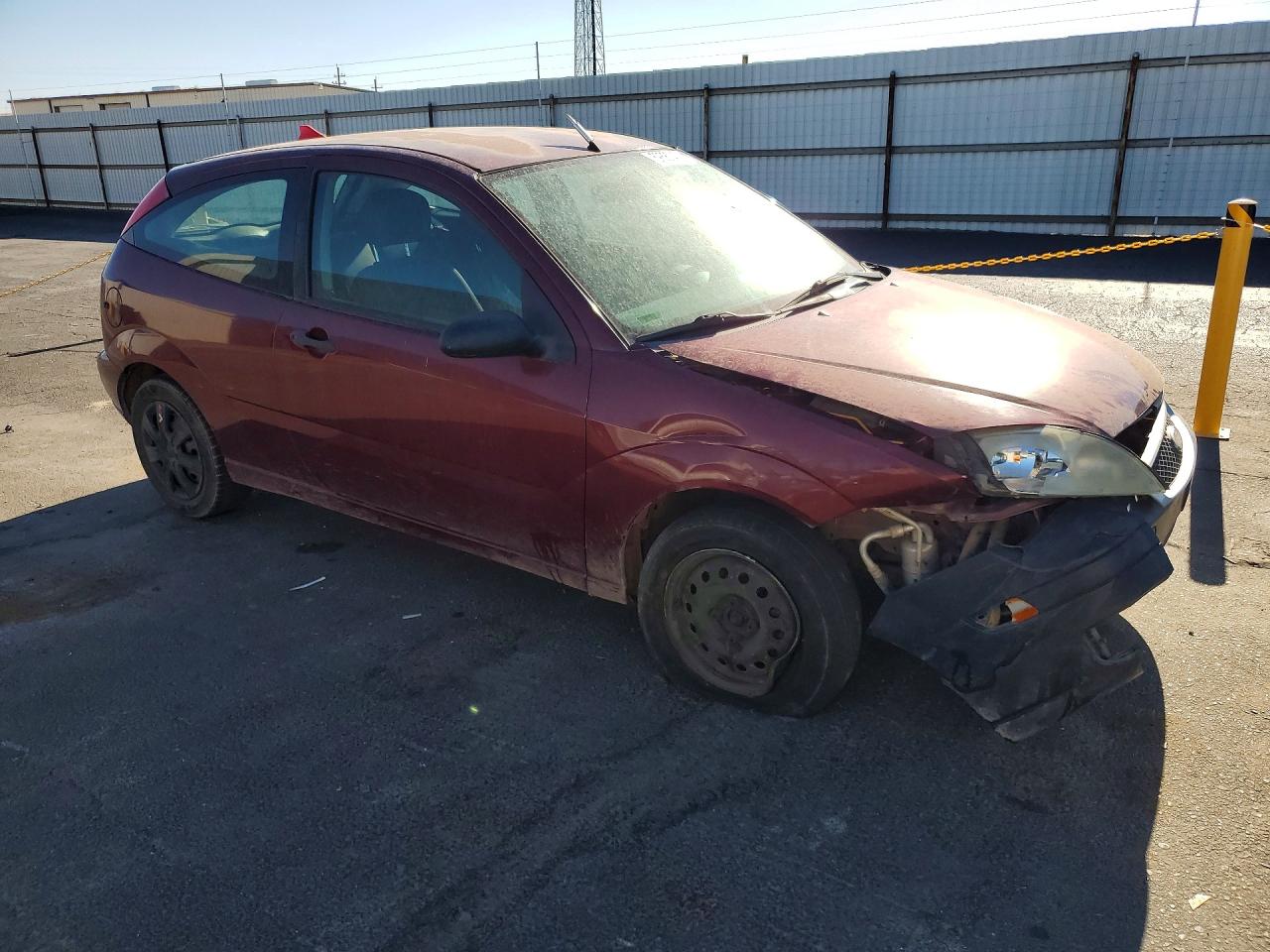 2007 Ford Focus Zx3 Burgundy vin: 1FAFP31N27W287596