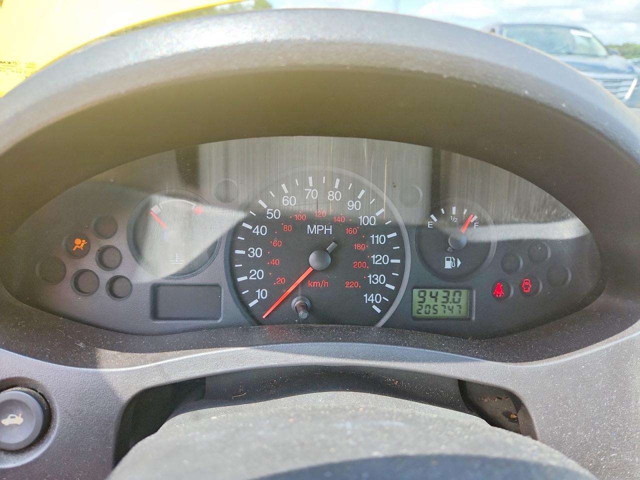 2006 Ford Focus Zx3 Желтый vin: 1FAFP31N36W178787