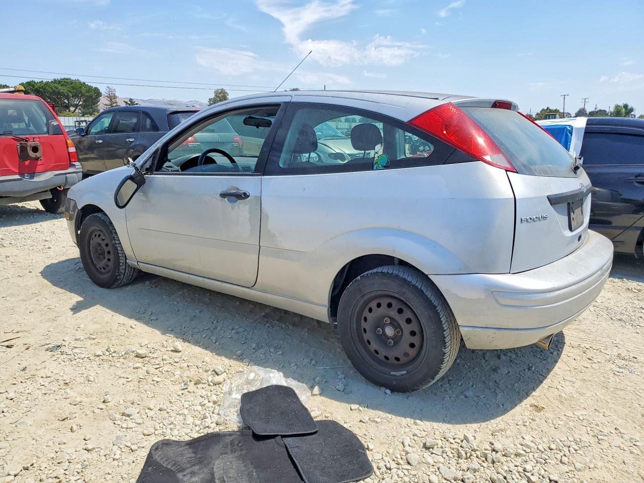 2007 Ford Focus Zx3 Gray vin: 1FAFP31N47W242966