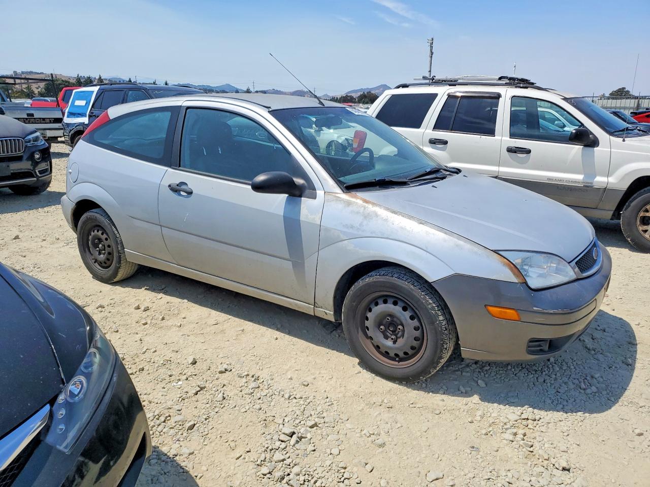 2007 Ford Focus Zx3 Gray vin: 1FAFP31N47W242966