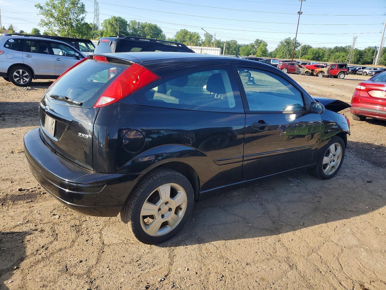 2006 Ford Focus Black vin: 1FAFP31N96W147494