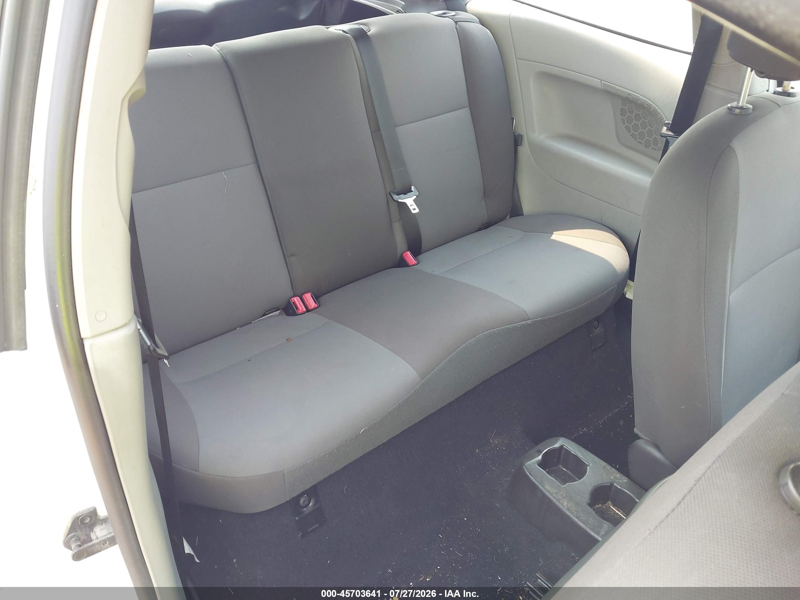 2007 Ford Focus S/se/ses White vin: 1FAFP31N97W192503