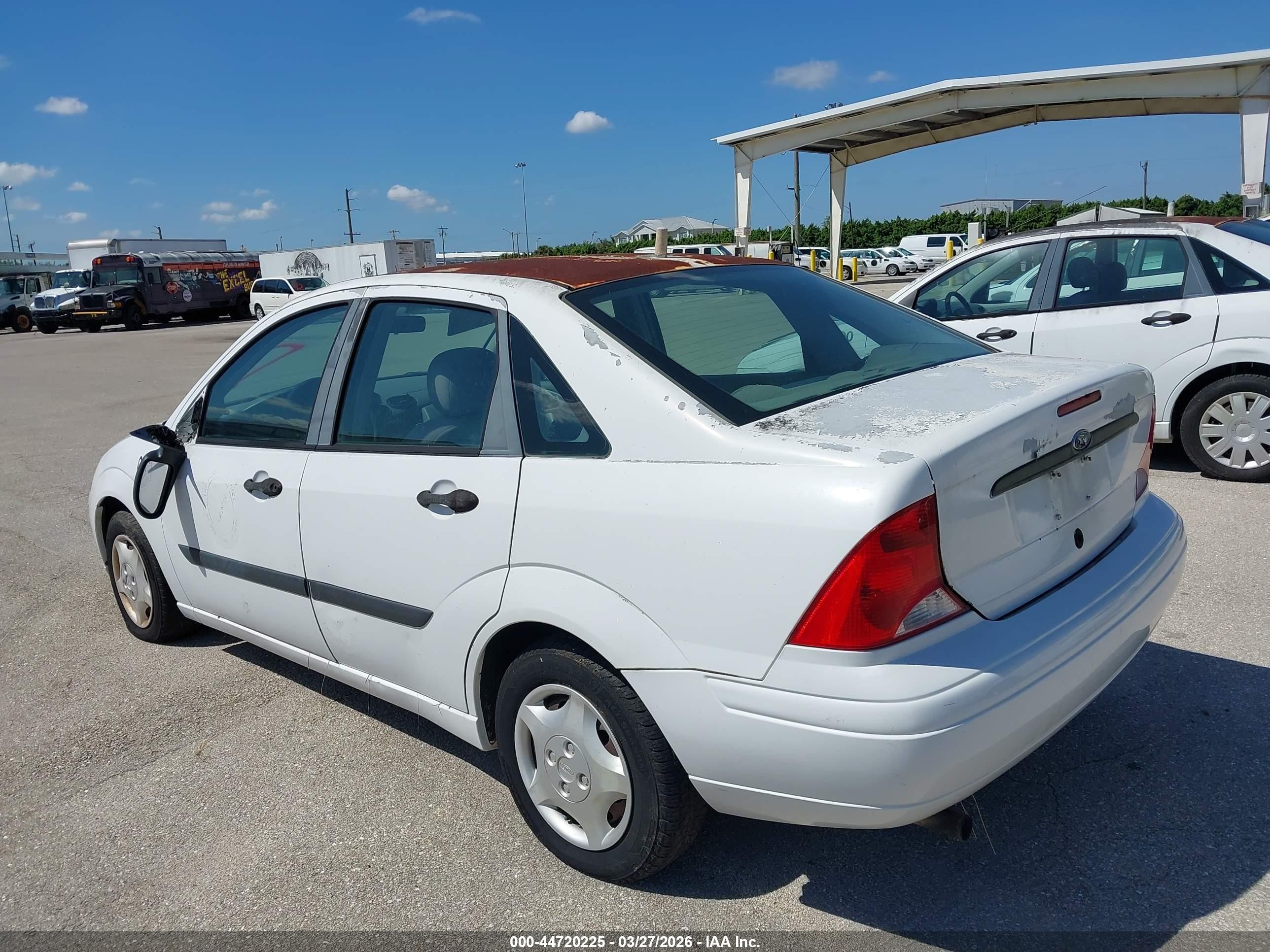 2001 Ford Focus Lx Белый vin: 1FAFP33P01W123978