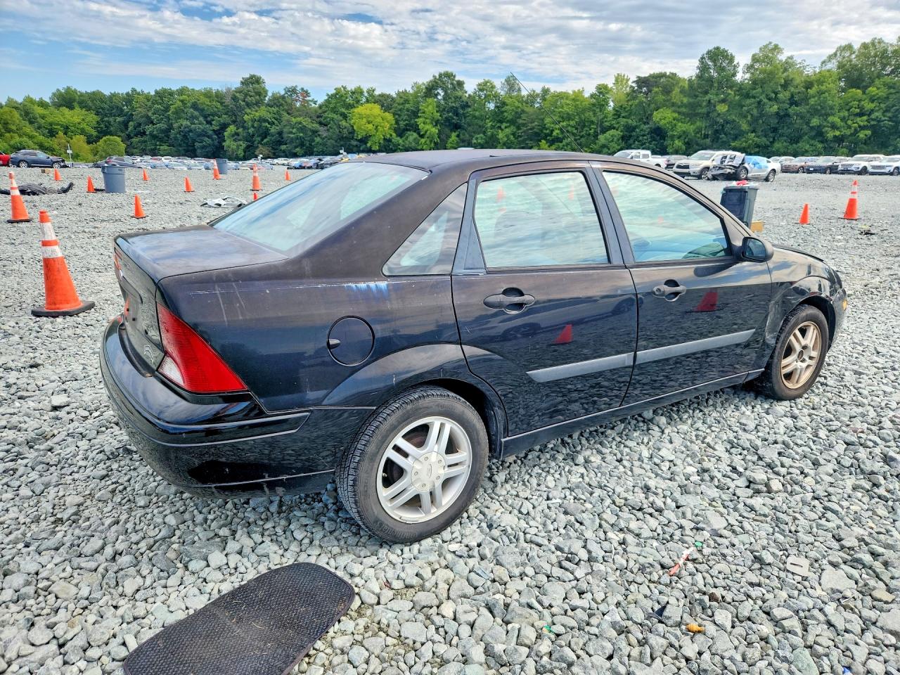 2004 Ford Focus Lx Black vin: 1FAFP33P04W160999