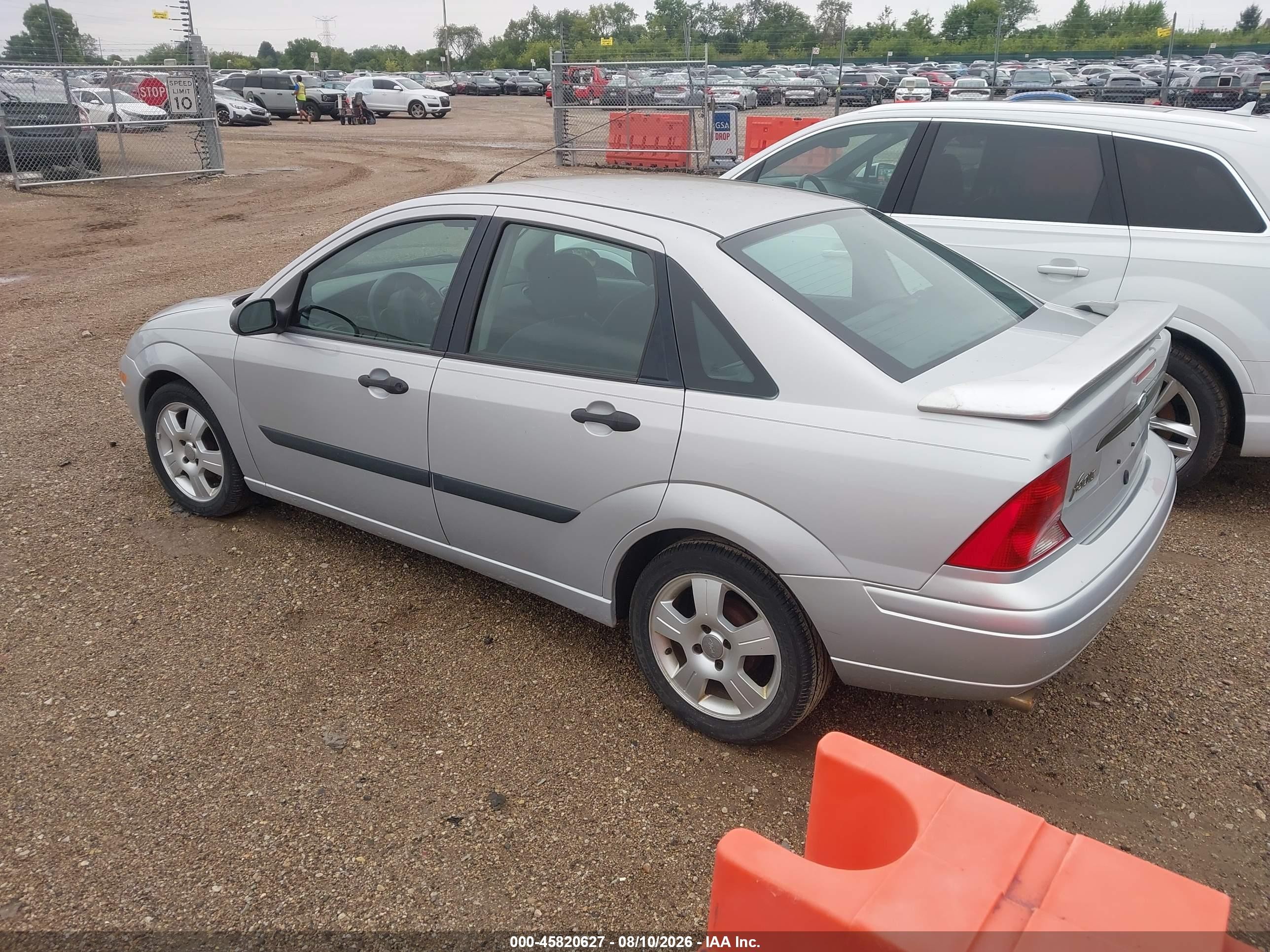 2002 Ford Focus Lx Base/lx Premium Silver vin: 1FAFP33P12W265581