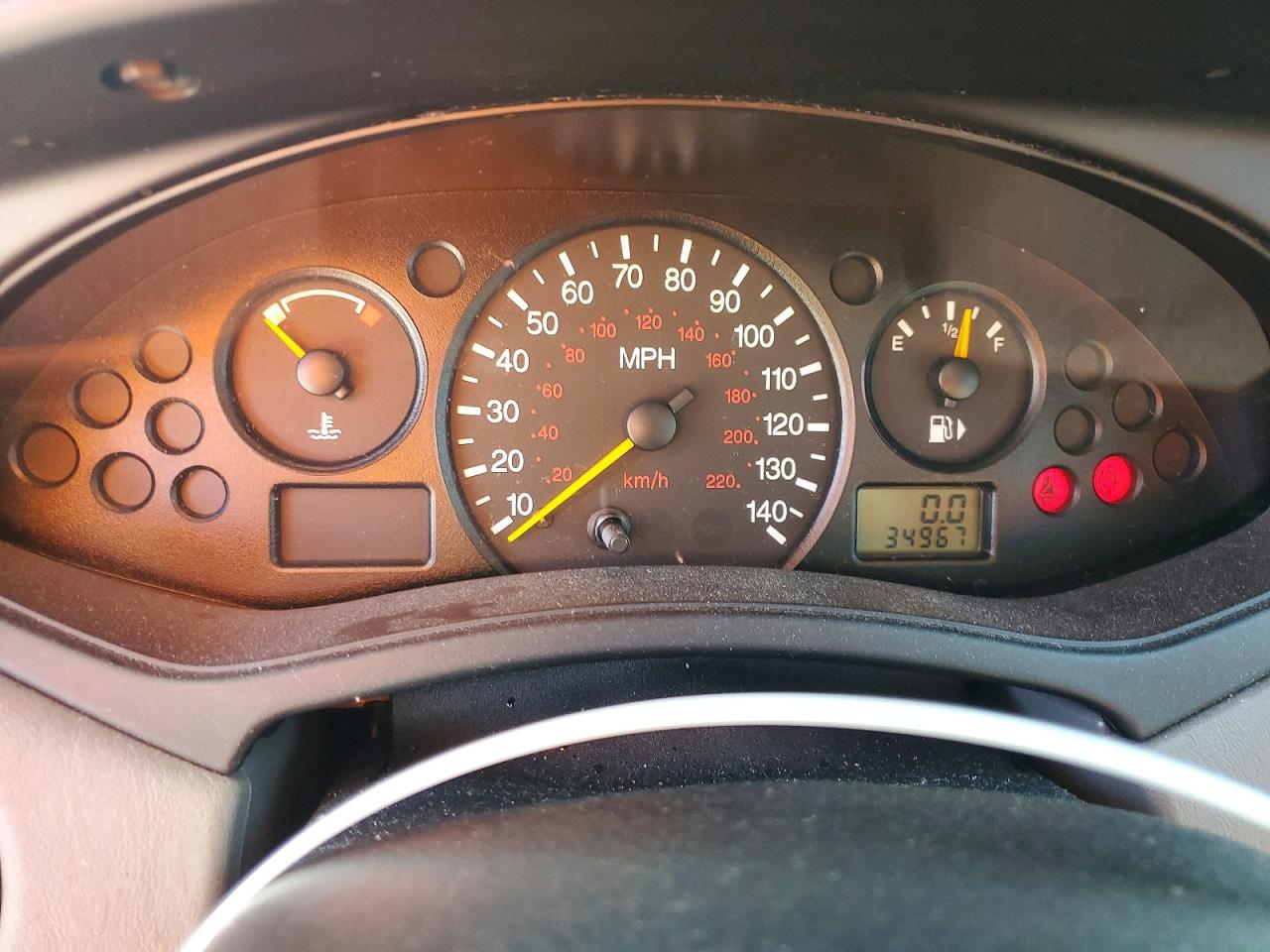 2004 Ford Focus Lx Burgundy vin: 1FAFP33P24W197357
