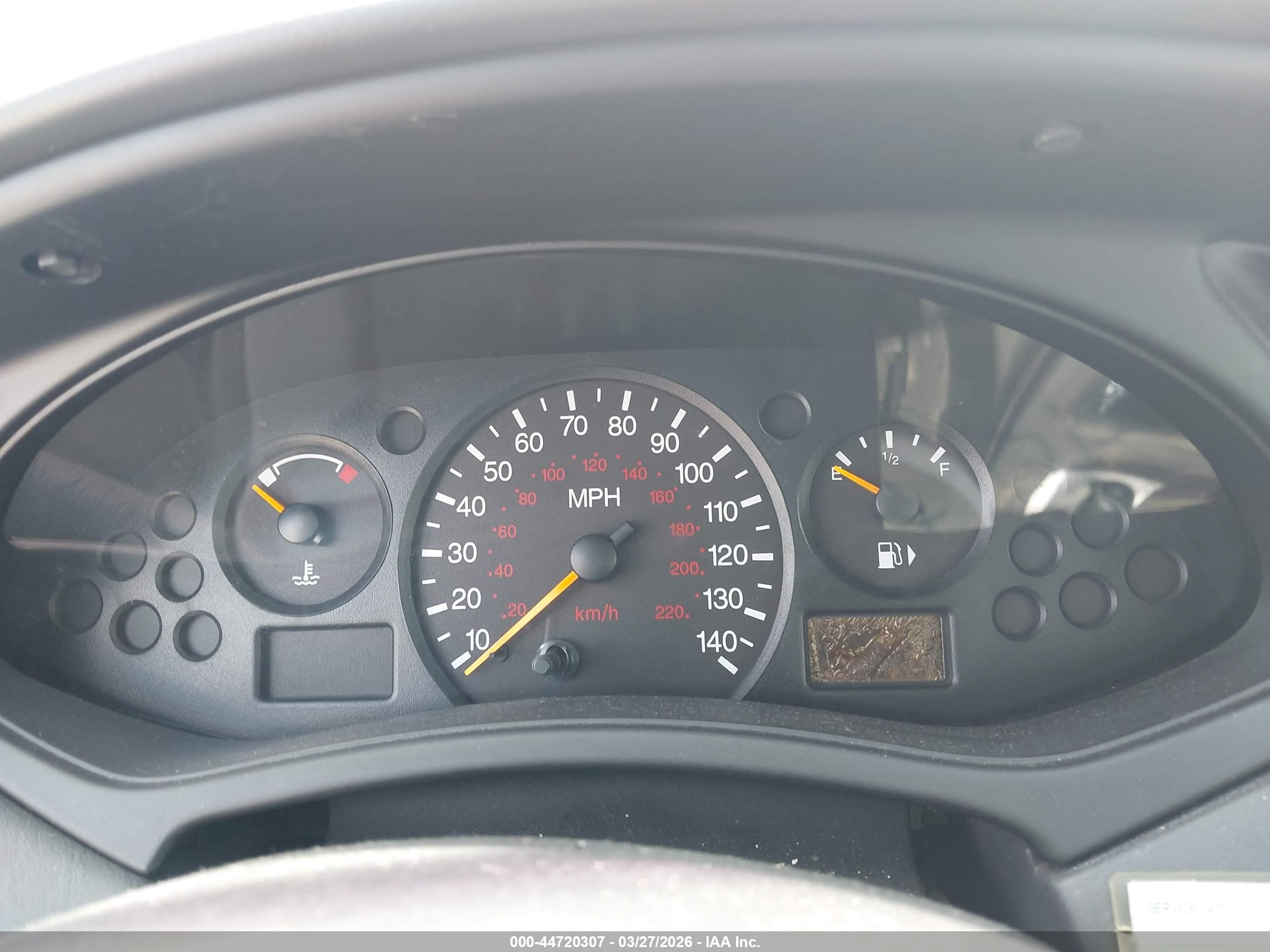 2002 Ford Focus Lx Белый vin: 1FAFP33P32W152991