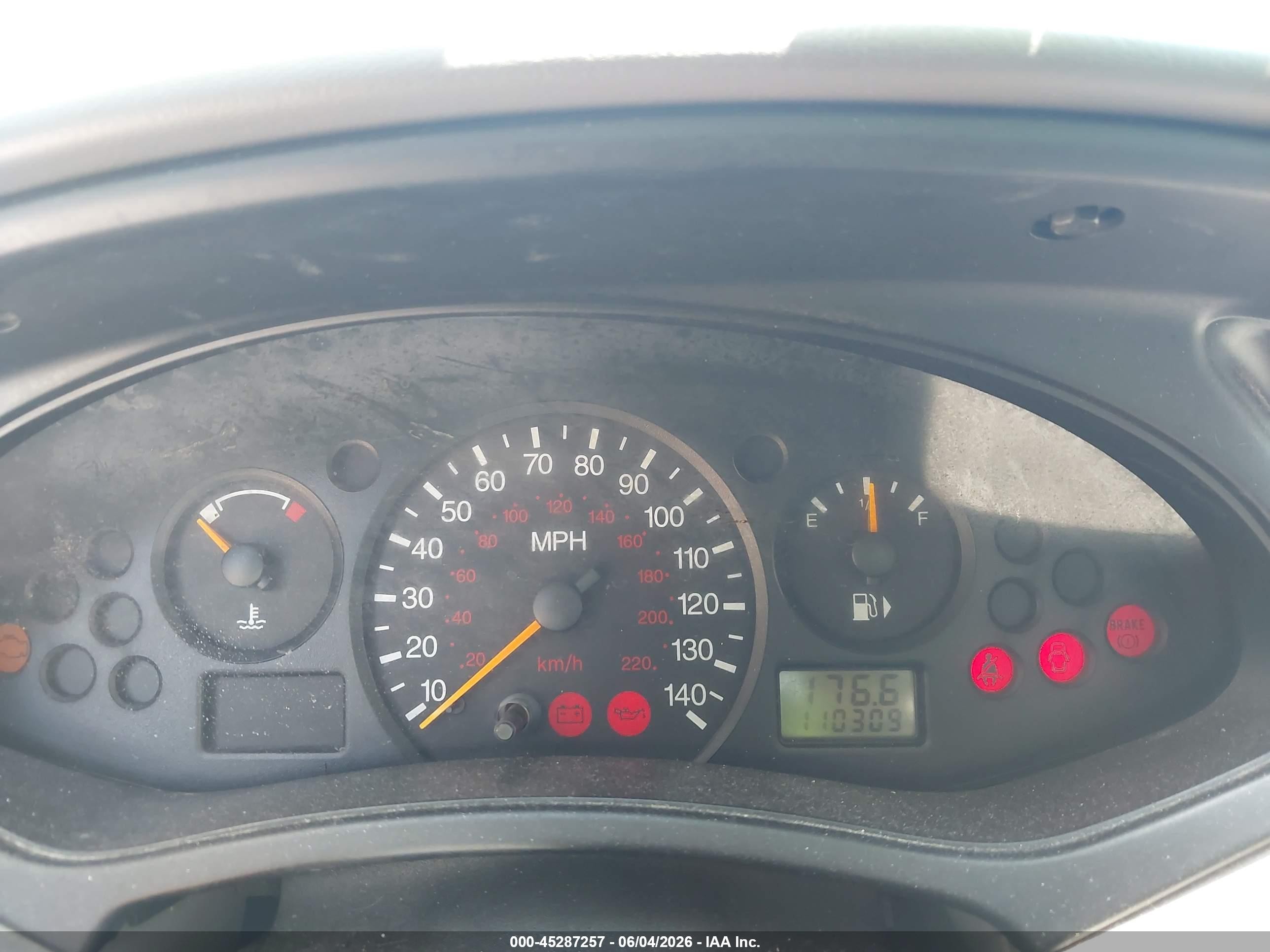 2002 Ford Focus Lx Blue vin: 1FAFP33P32W282639