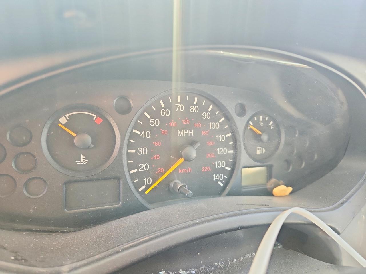 2002 Ford Focus Lx Silver vin: 1FAFP33P72W259980