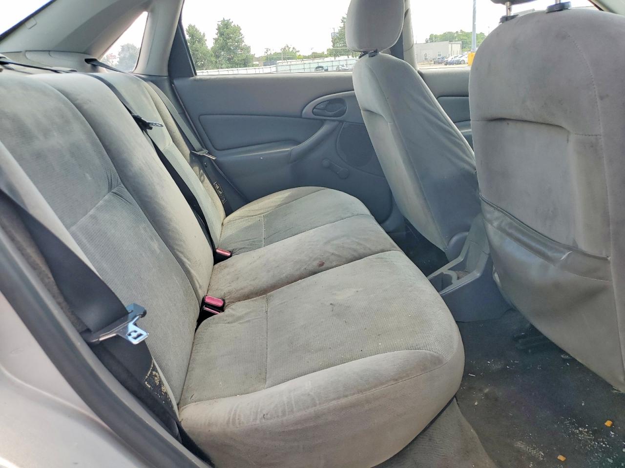 2002 Ford Focus Lx Gray vin: 1FAFP33P72W300270