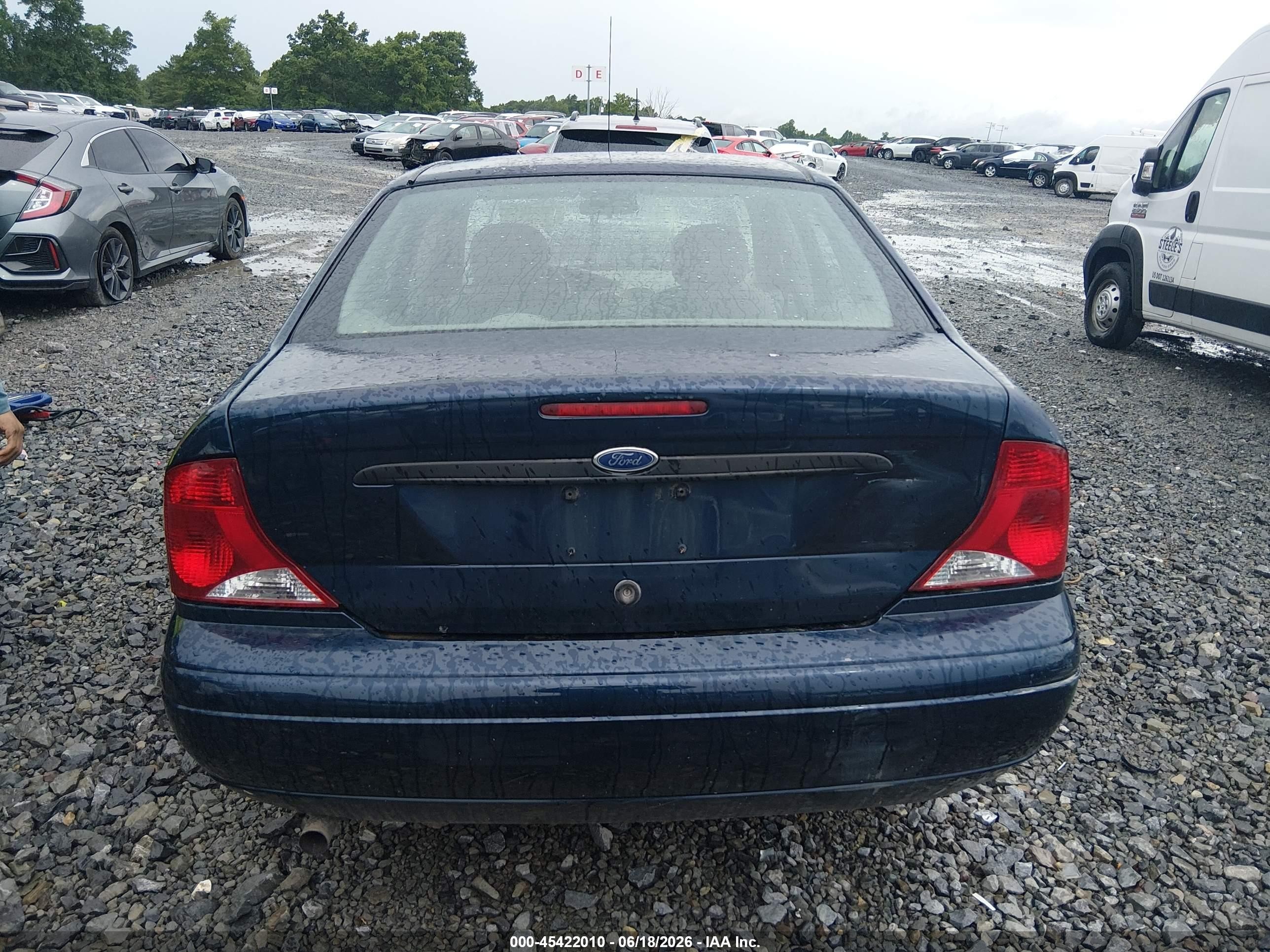 2003 Ford Focus Lx Blue vin: 1FAFP33P83W244731