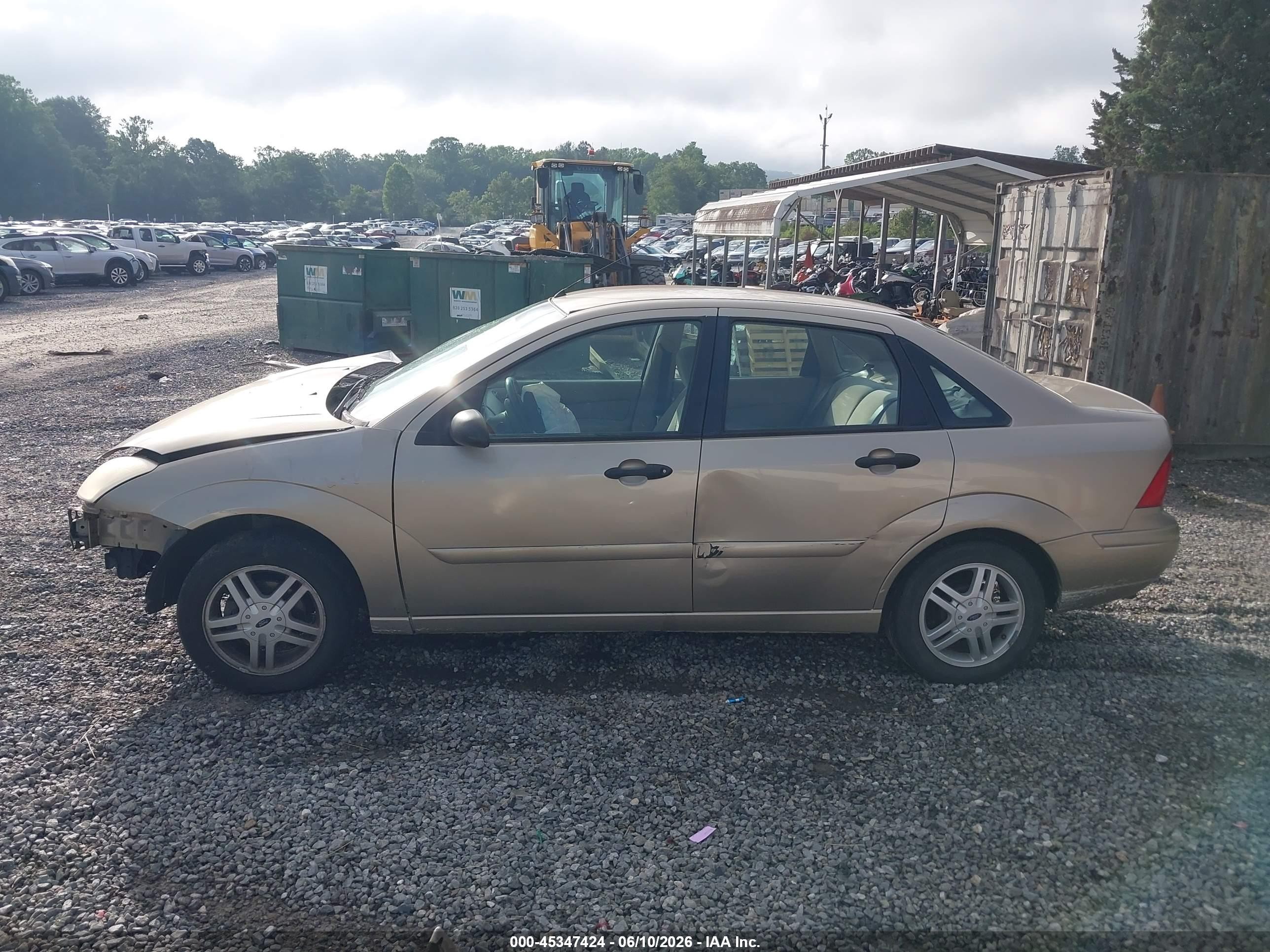 2000 Ford Focus Se Champagne vin: 1FAFP3430YW302933