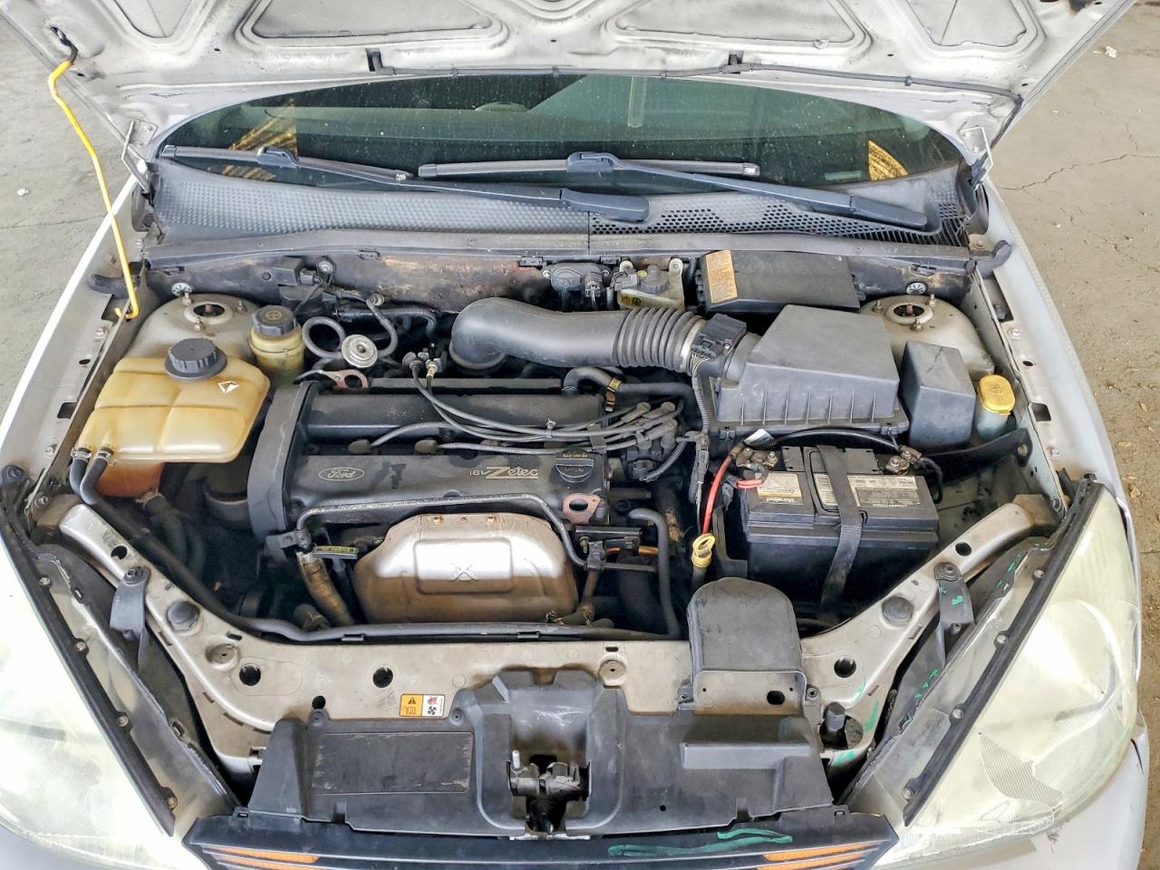 2002 Ford Focus Se Silver vin: 1FAFP34312W172328