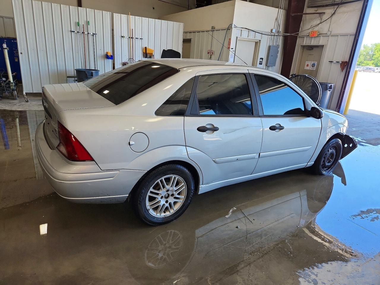 2004 Ford Focus Se Comfort/se Sport Silver vin: 1FAFP34314W169142