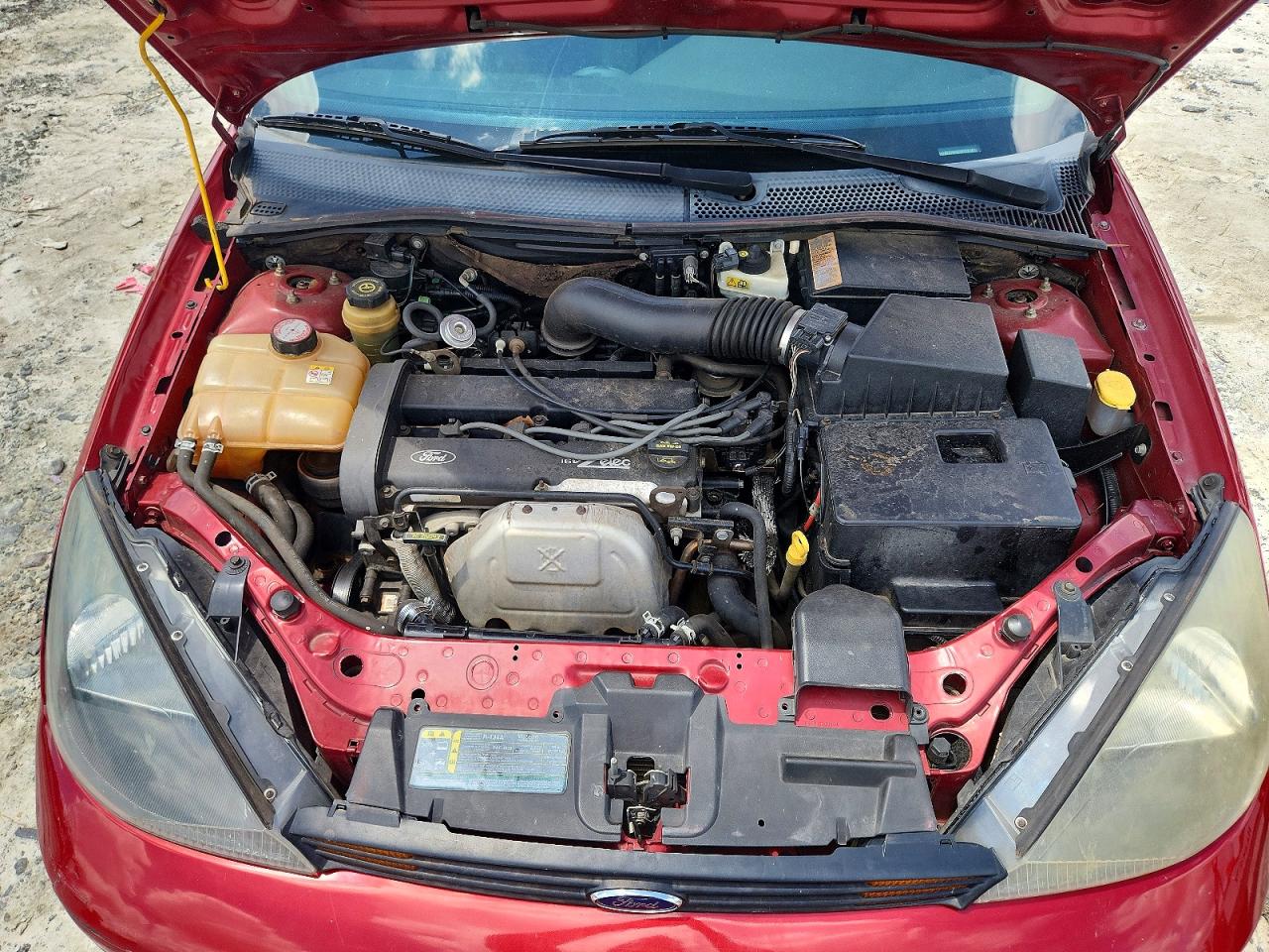 2003 Ford Focus Se Comfort Red vin: 1FAFP34323W231372