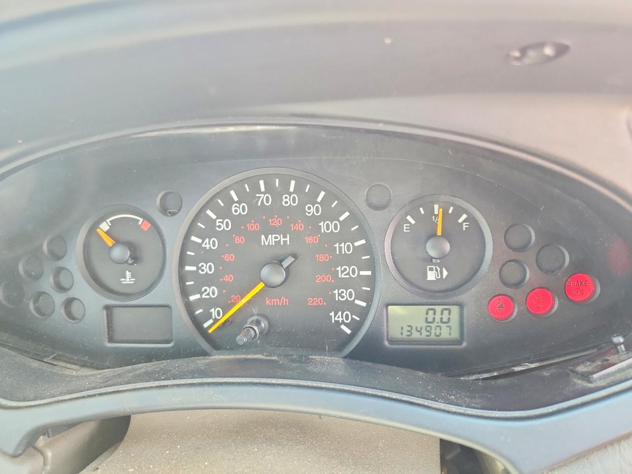 2003 Ford Focus Se Comfort Red vin: 1FAFP34323W231372