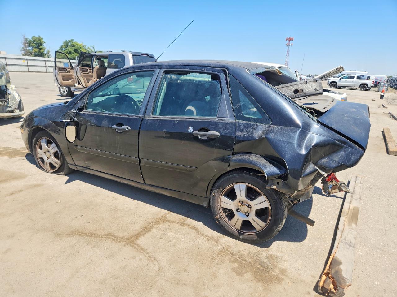 2003 Ford Focus Se Comfort Черный vin: 1FAFP34343W179453