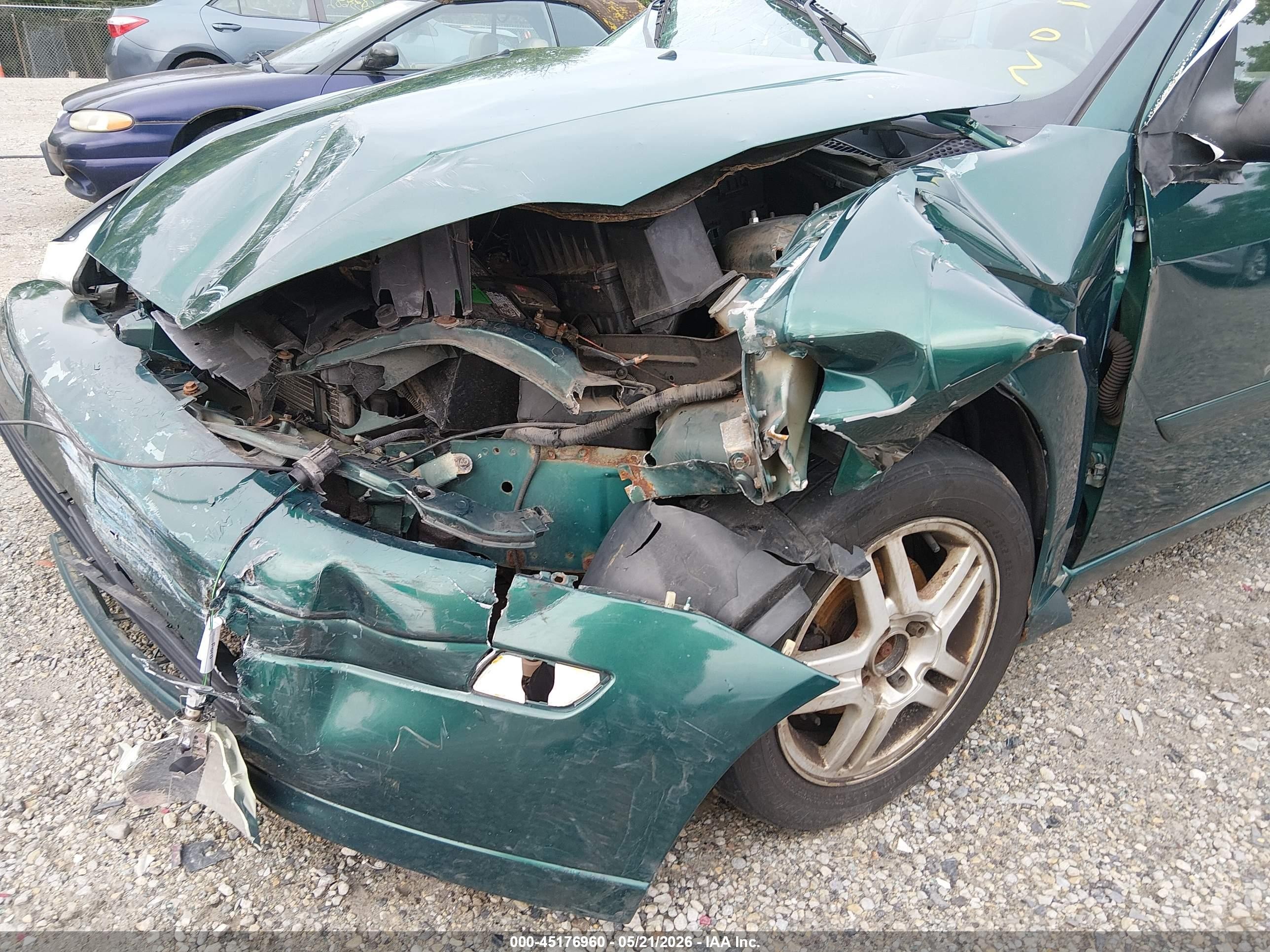 2000 Ford Focus Se Green vin: 1FAFP3434YW253977