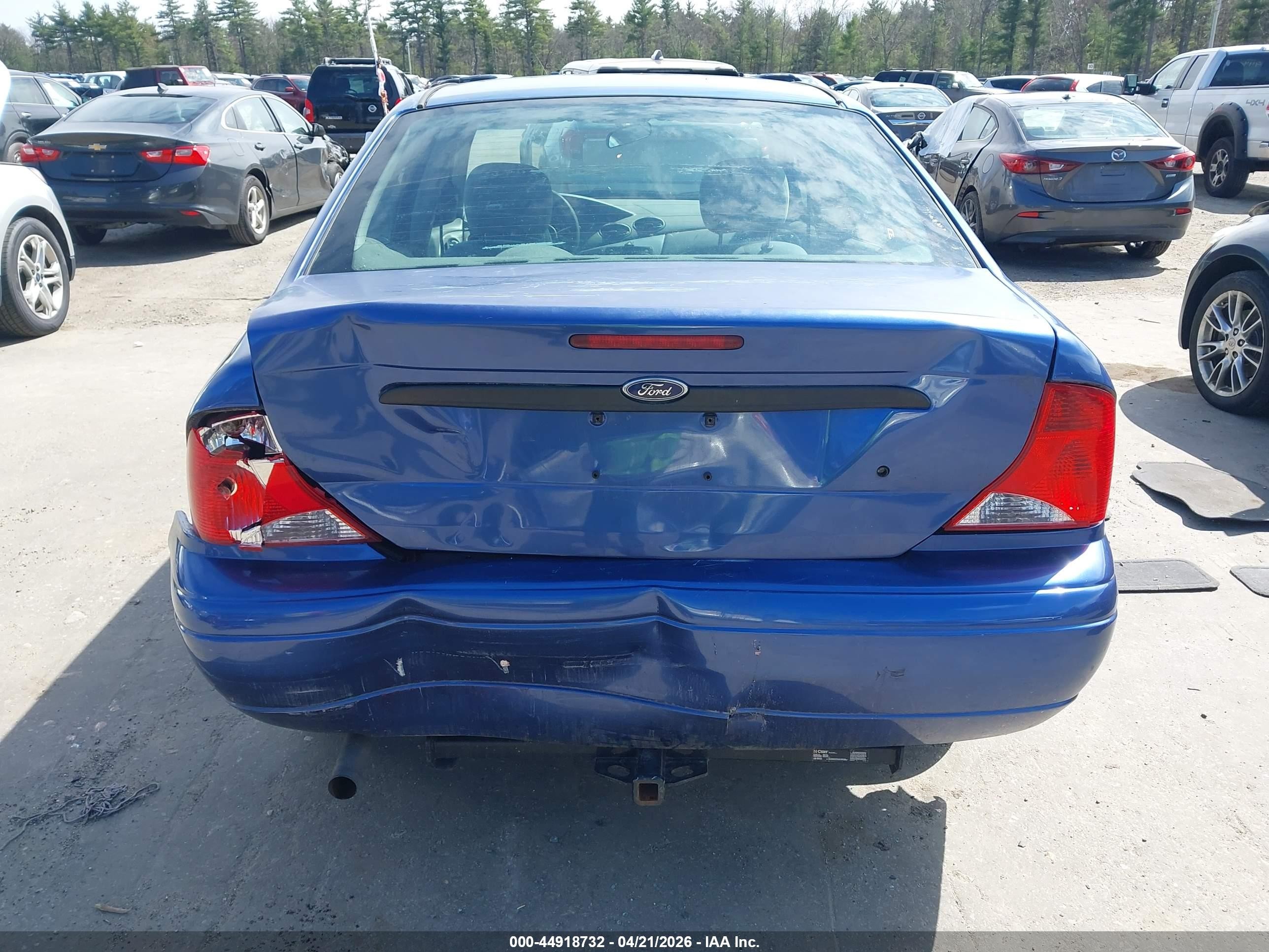 2004 Ford Focus Se Blue vin: 1FAFP34354W147547