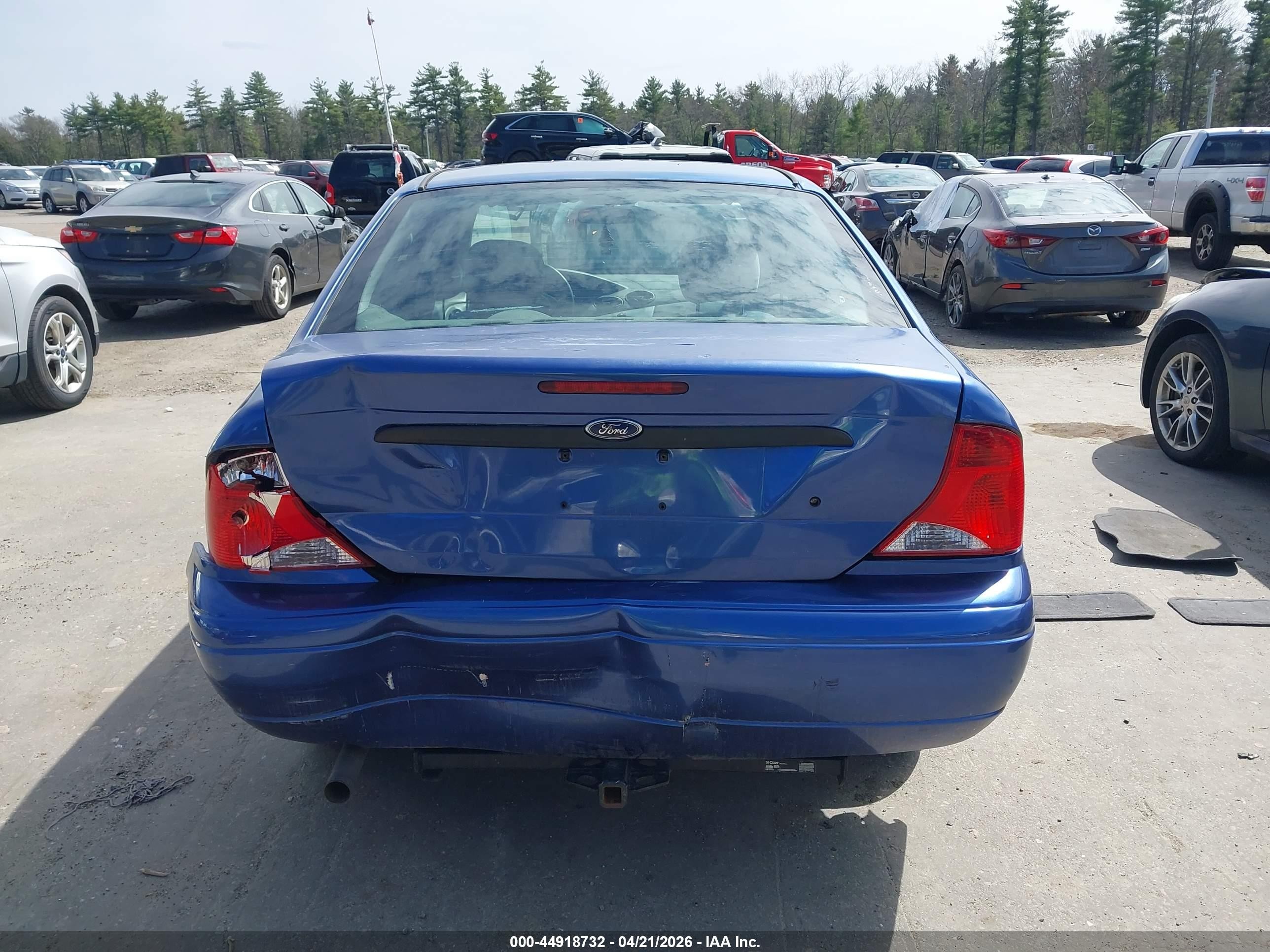2004 Ford Focus Se Blue vin: 1FAFP34354W147547