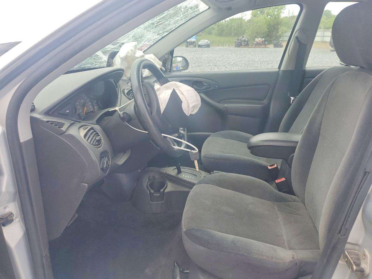 2002 Ford Focus Se Silver vin: 1FAFP34362W225038