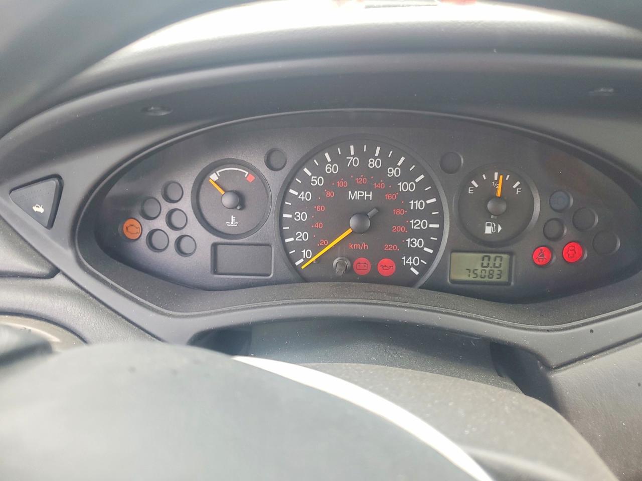 2002 Ford Focus Se Серебряный vin: 1FAFP34362W225038