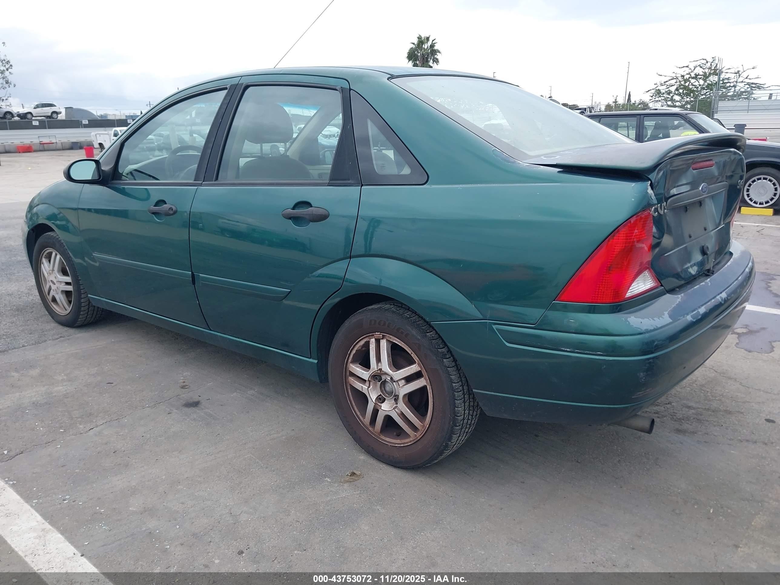 2000 Ford Focus Se Green vin: 1FAFP3436YW172219